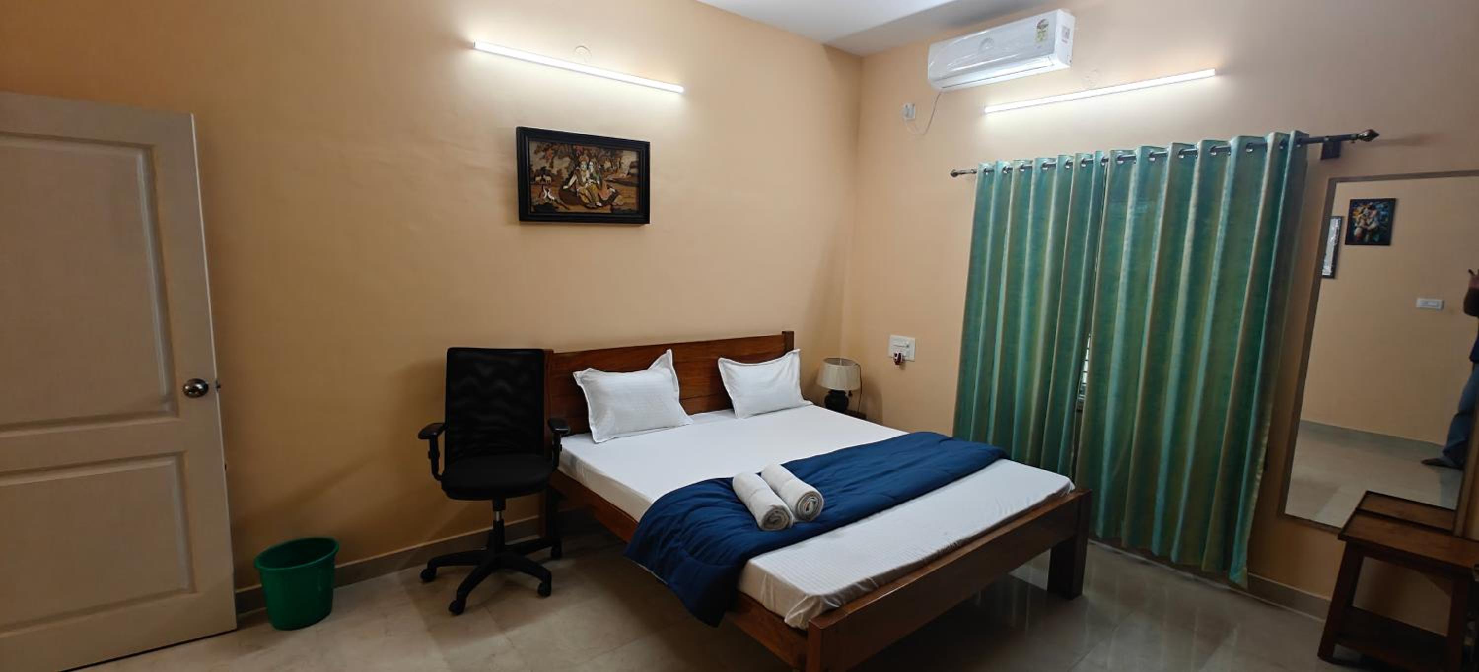 S R Villa Mysore
