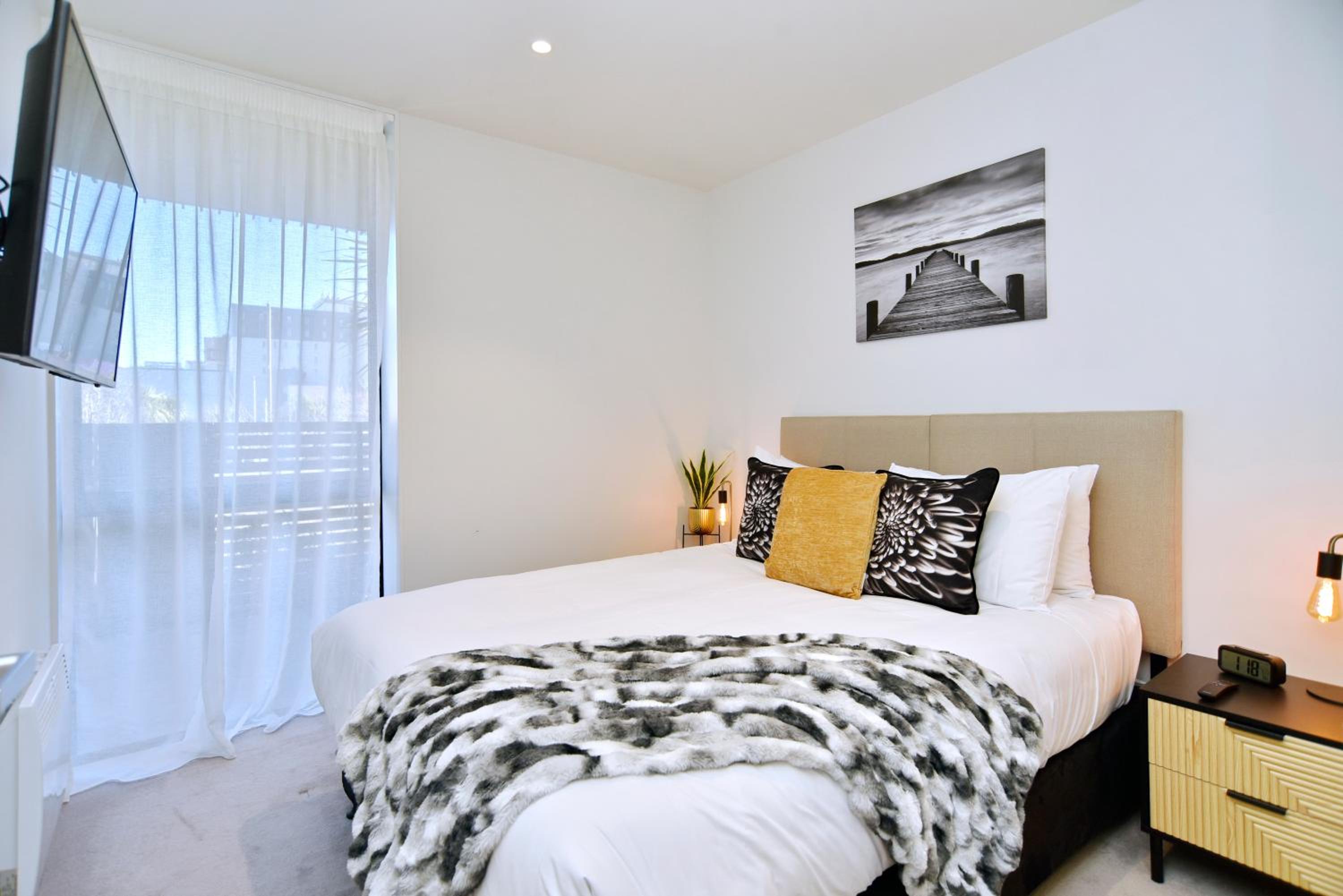 Worcester Terrace Nine - Christchurch Holiday Homes view 4