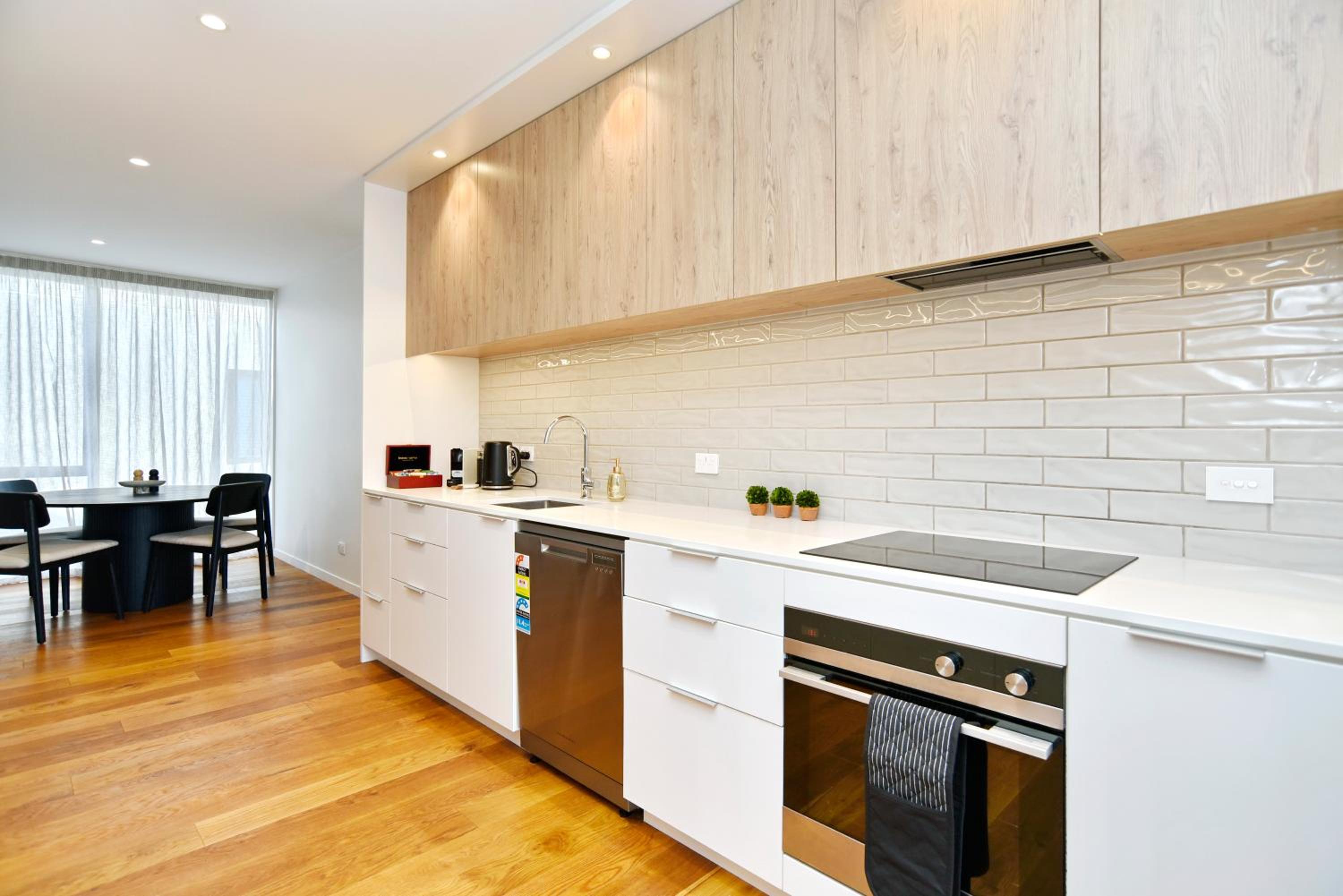 Worcester Terrace Nine - Christchurch Holiday Homes view 3