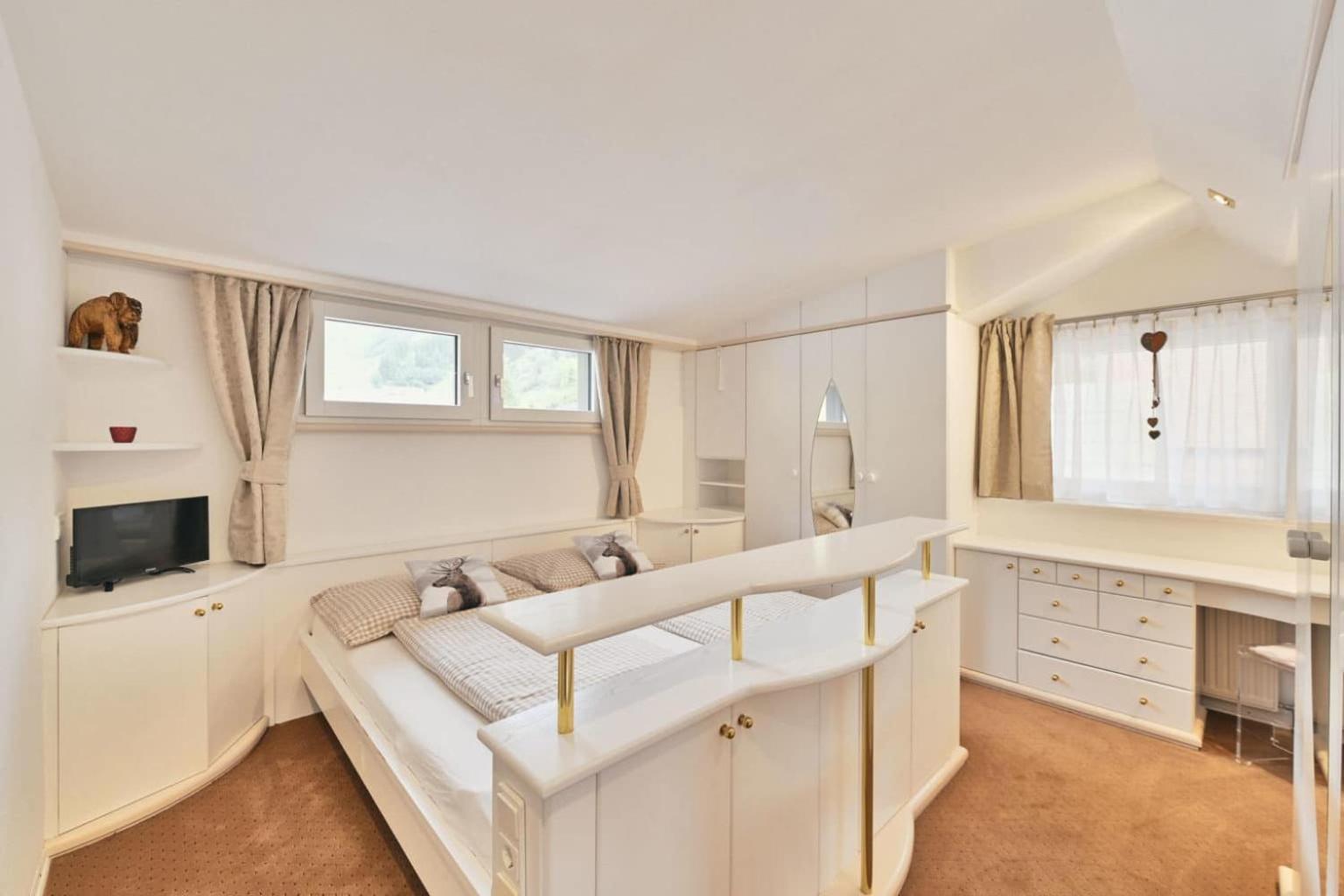 Haus Flexen rooms & apartments