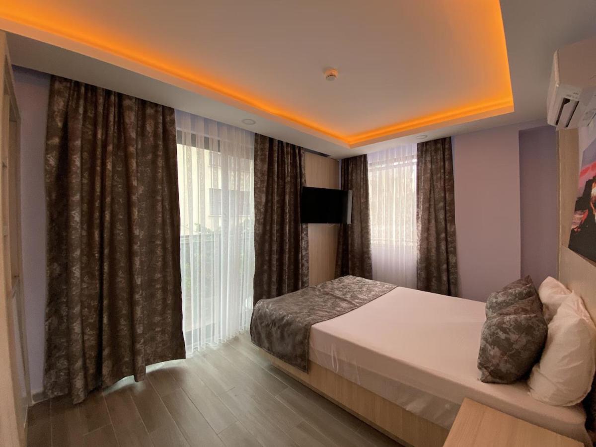 Castle Light Boutique - Image 40