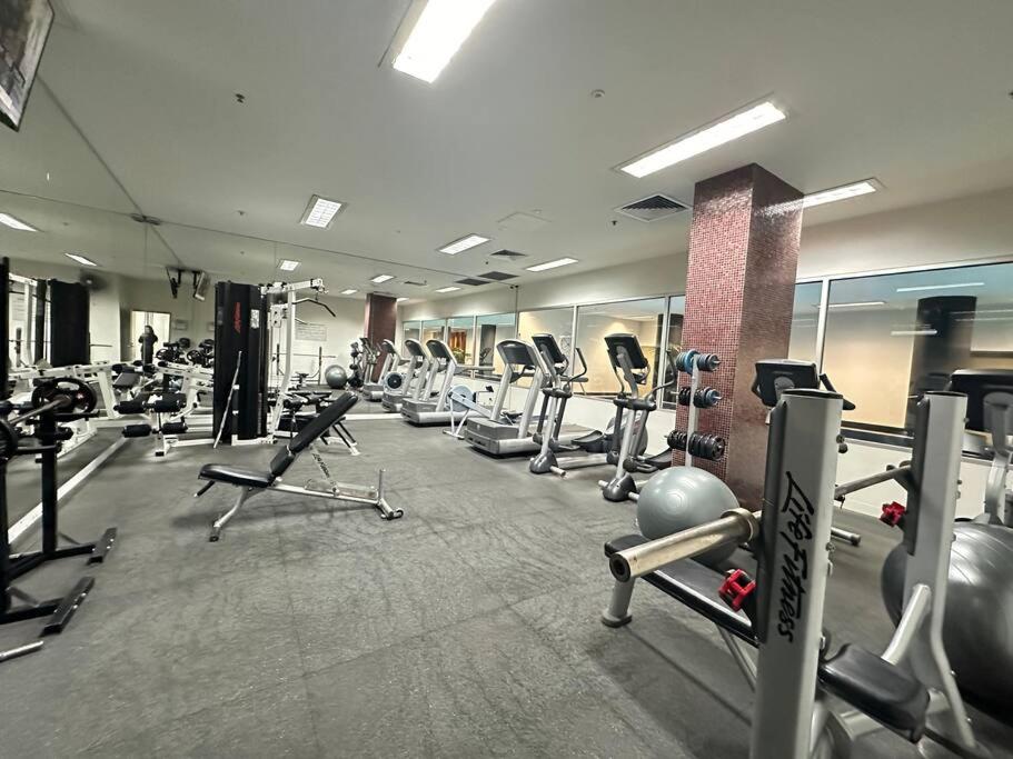 Premium 2-Bedroom Oasis near Yarra River MCEC South Wharf DFO