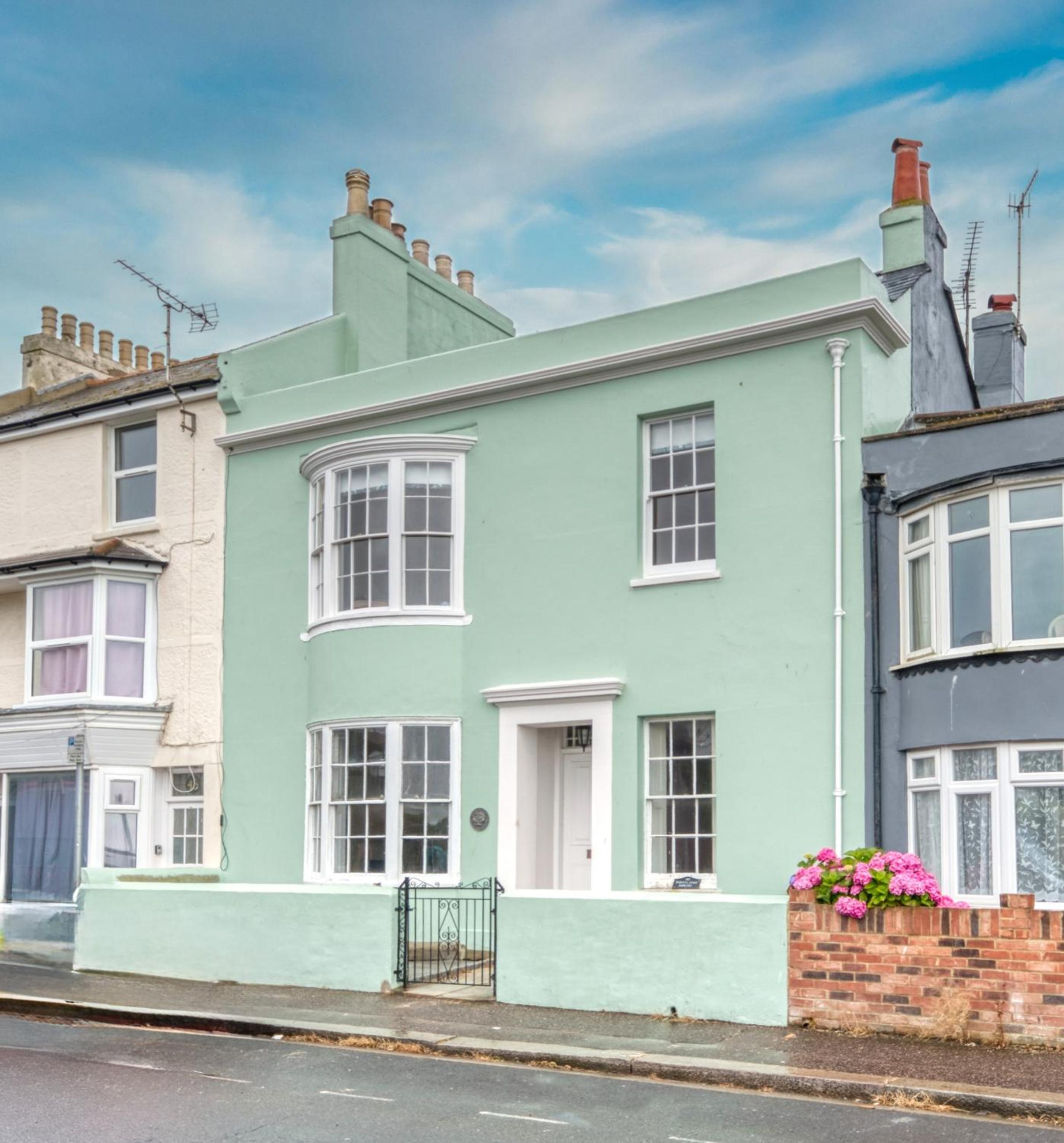 Hotel Georgian Home, Sea View, Hot Tub