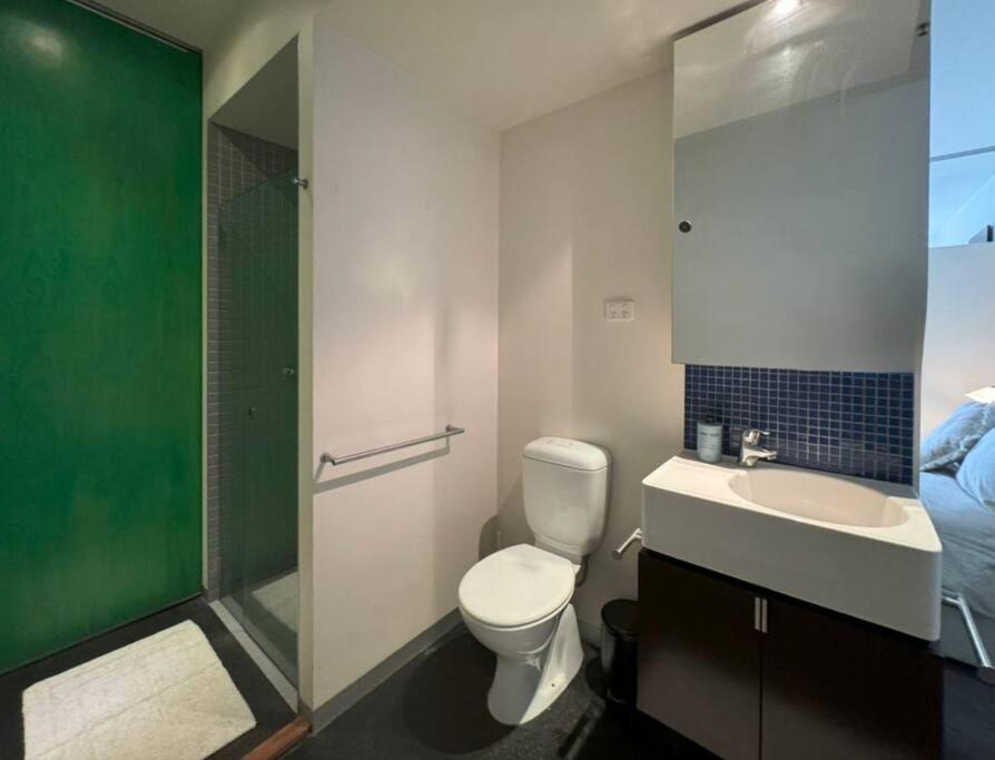 QV Central Oasis Contemporary City Getaway