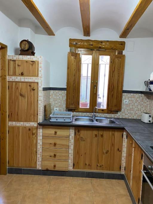 CASA AIDAN rural acogedora con vistas de montaña