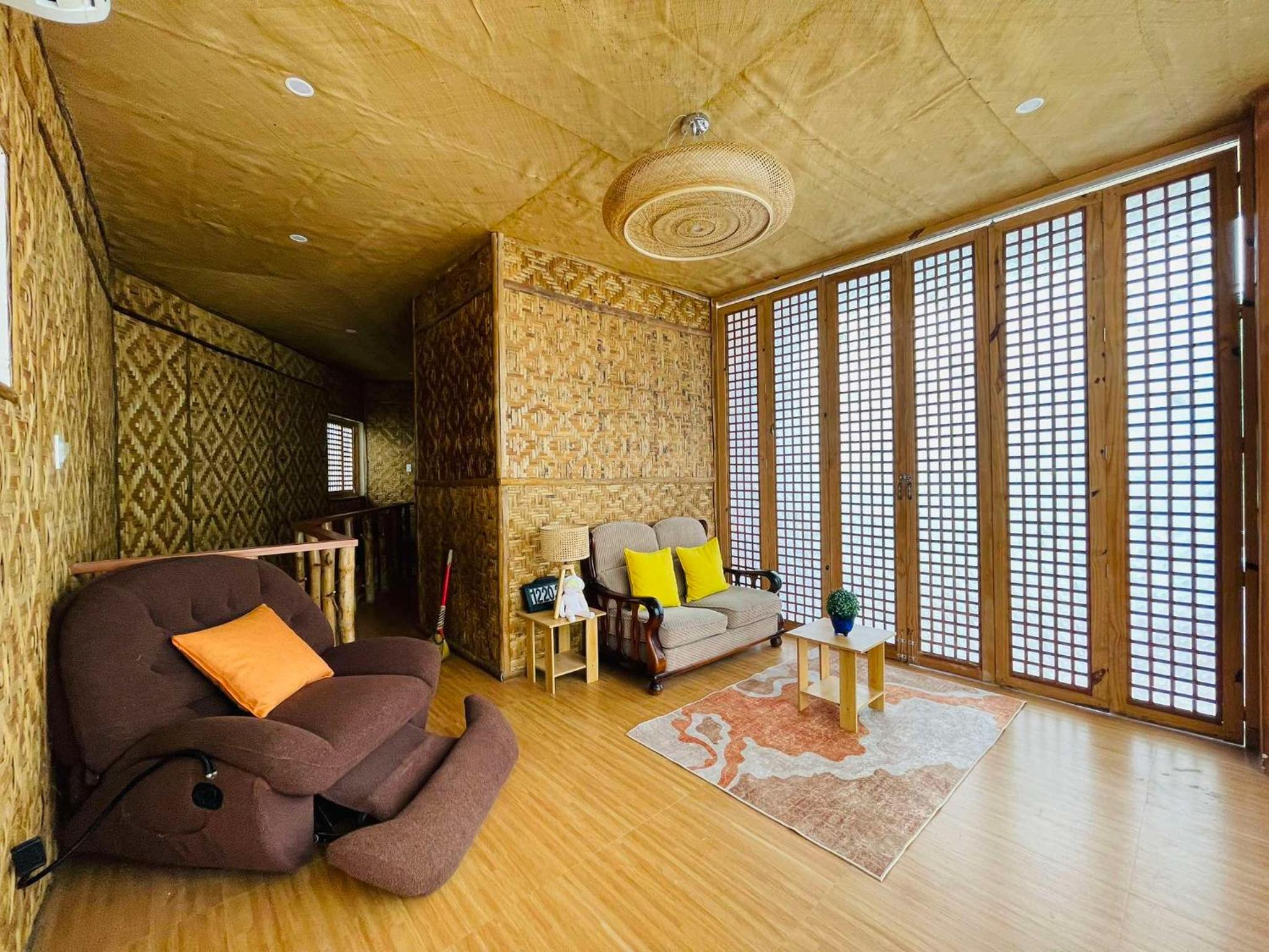 Host Homes San Gerardo view 2