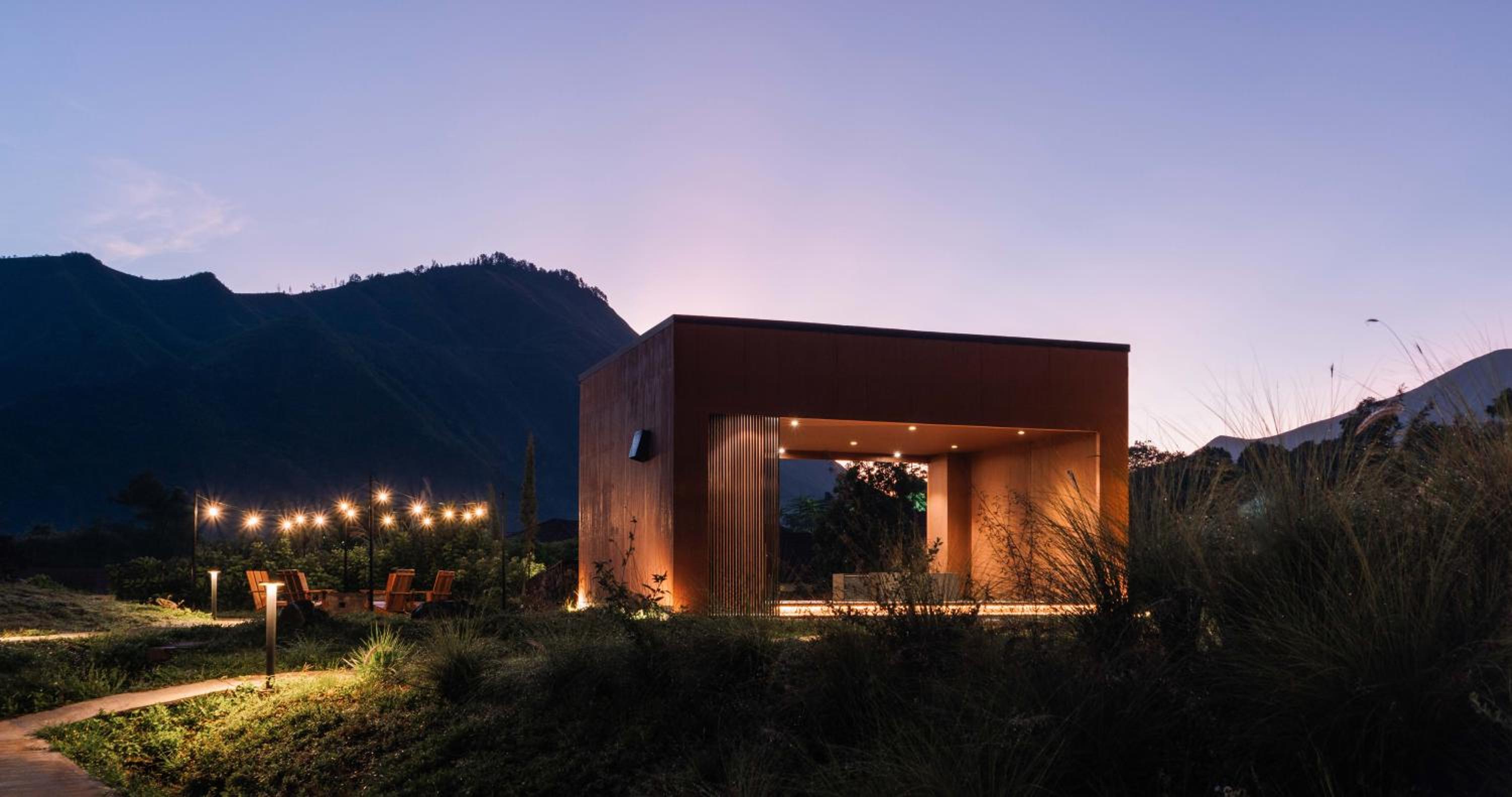 Bobocabin Gunung Rinjani, Lombok view 3