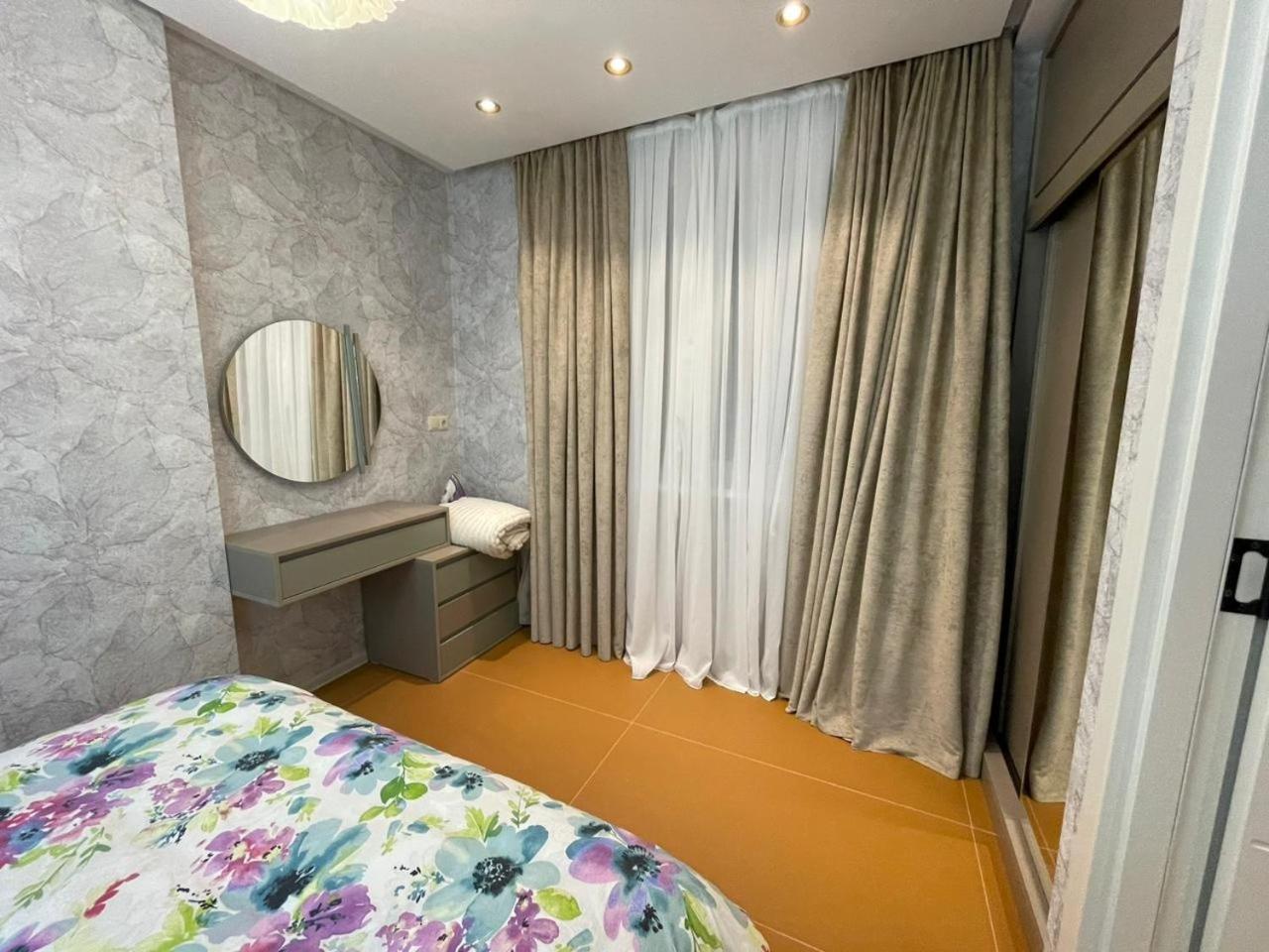 APARTMENT 1718 Comfortable near the sea