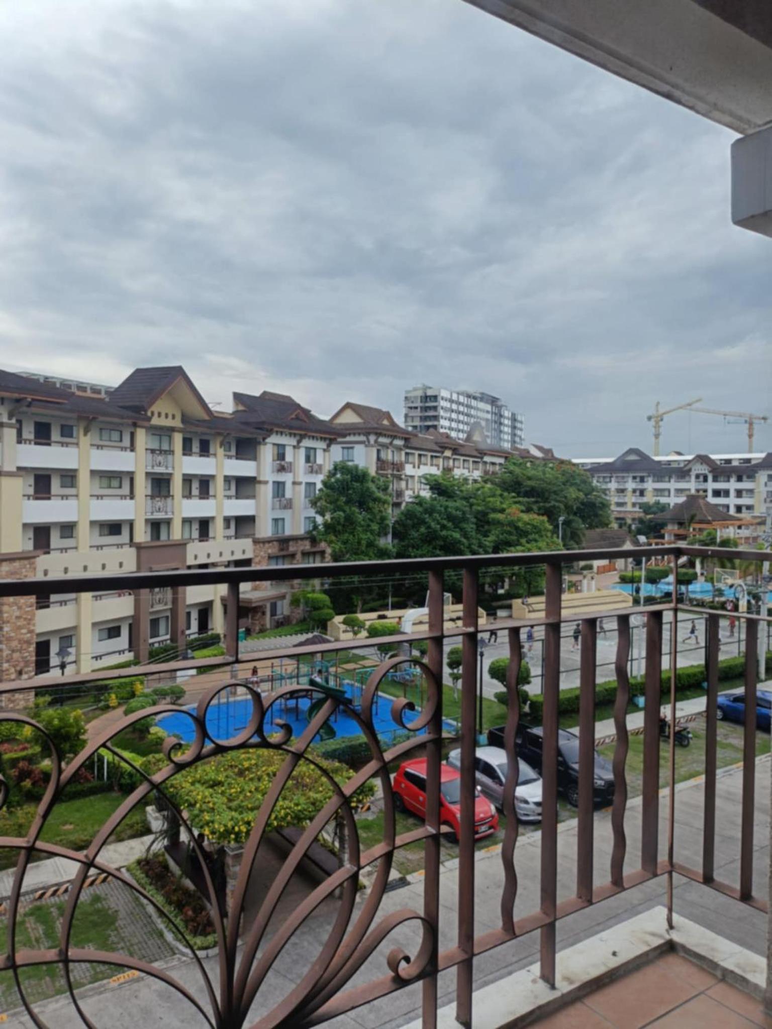1 bedroom condo for rent view 2