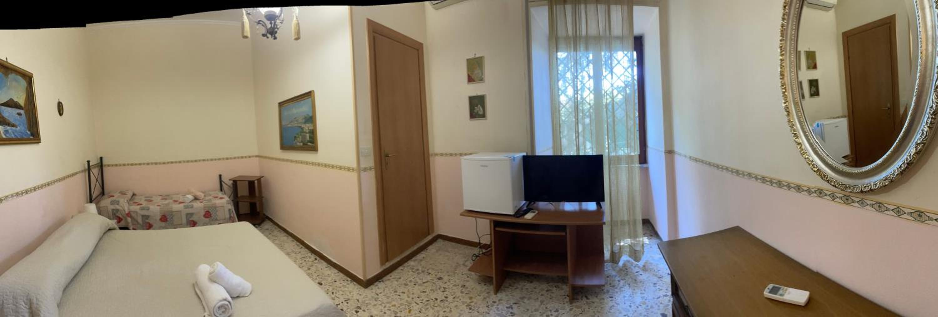 villa vitiello Quadrupla view 5