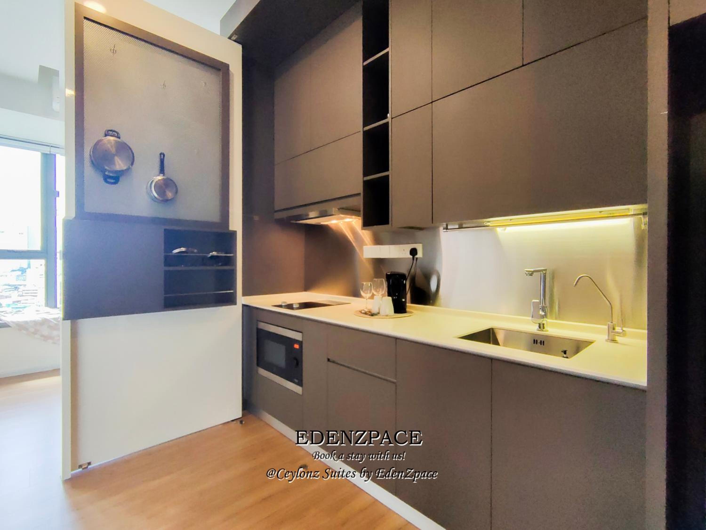 Ceylonz Suites by EdenZpace
