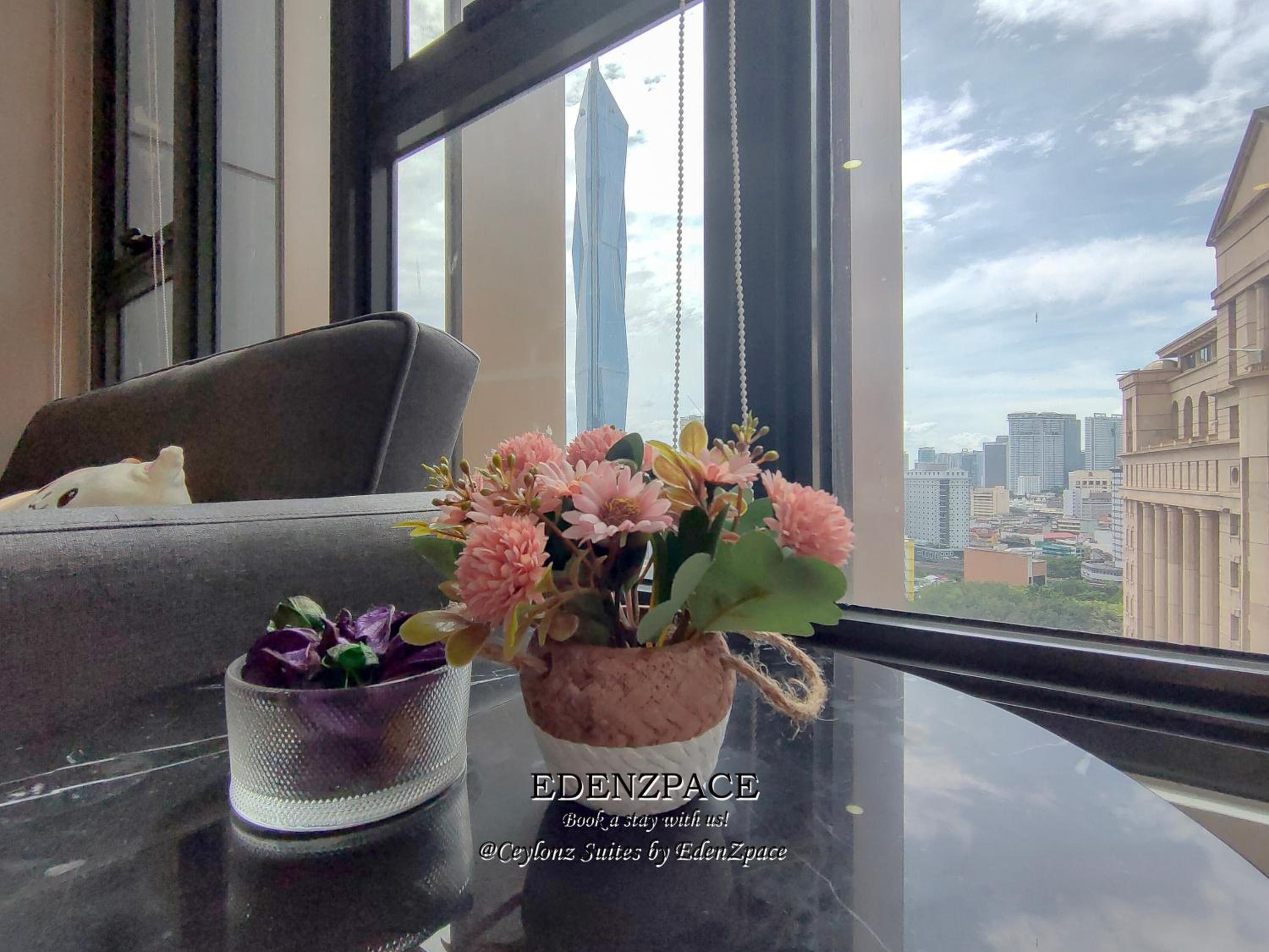 Ceylonz Suites by EdenZpace