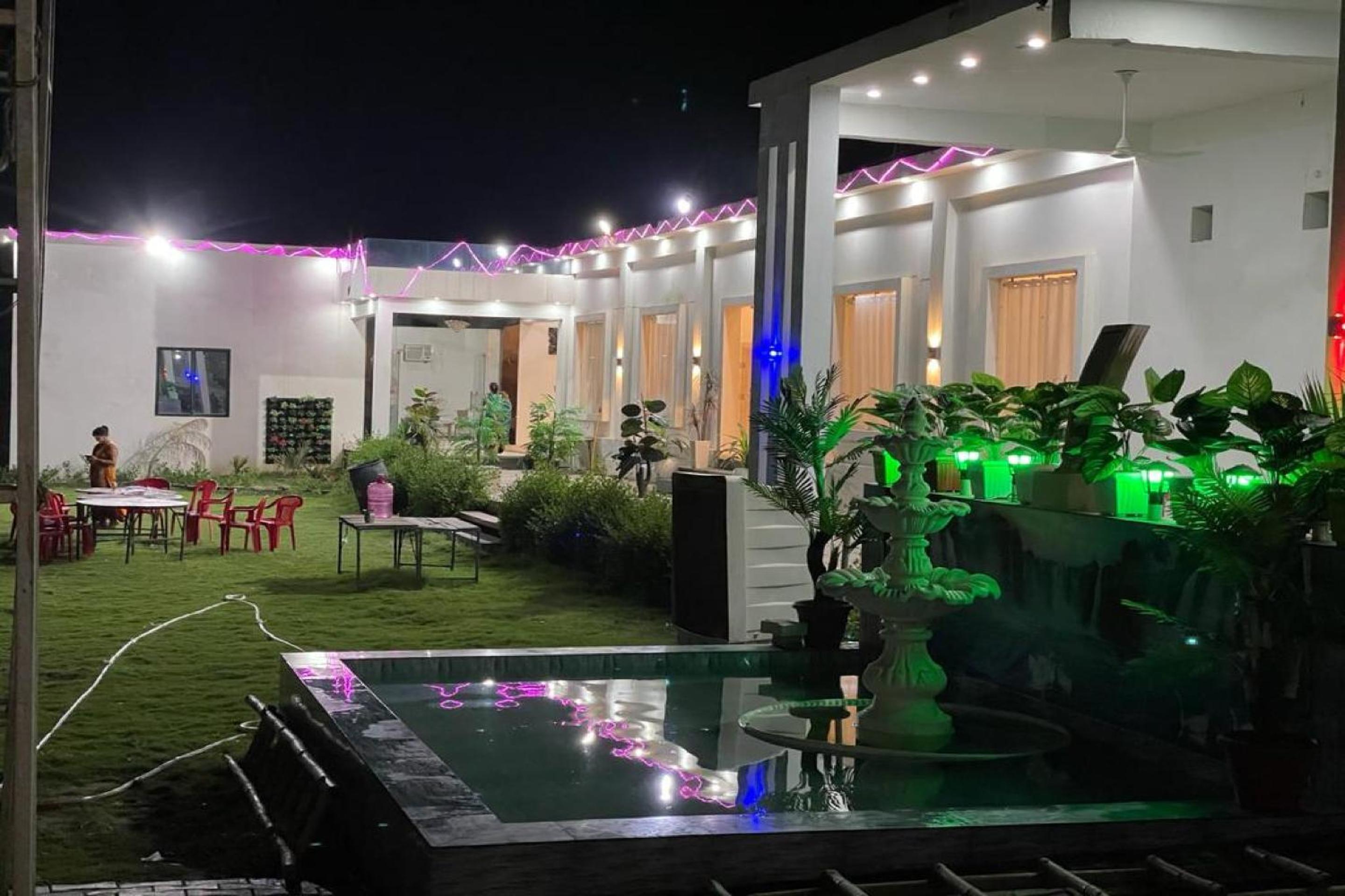 Hotel O Vaikunth Radhika Farm view 2