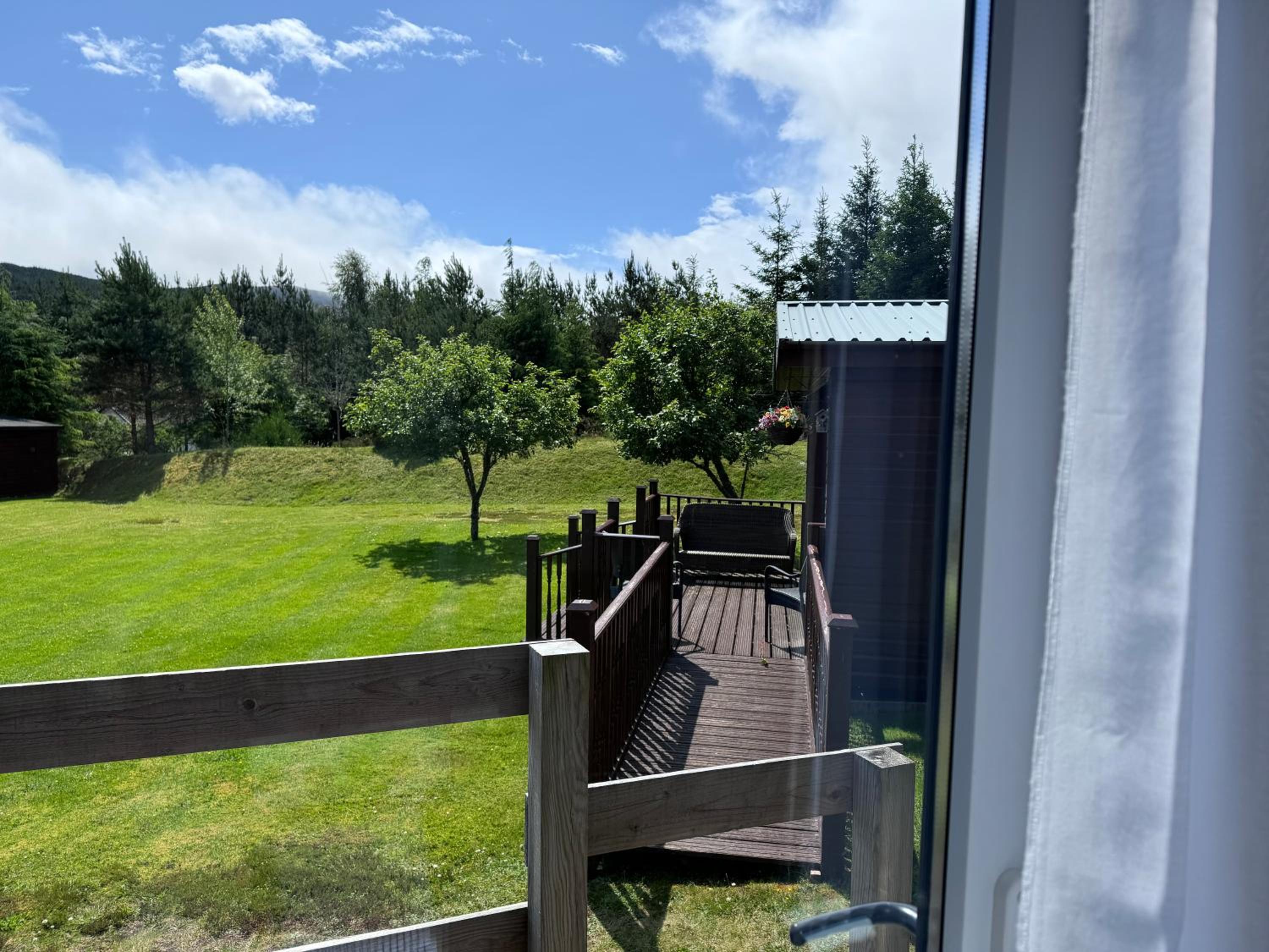 The Garden Room Tiny House Bed and Breakfast Stay view 5