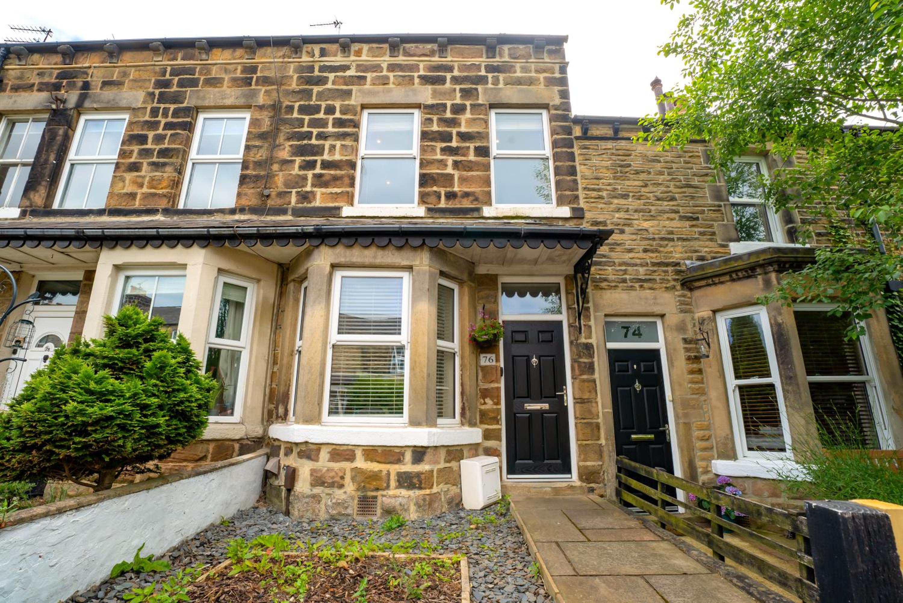 The Mayfield Townhouse - Central Harrogate - 3 Bedrooms with Garden view 5