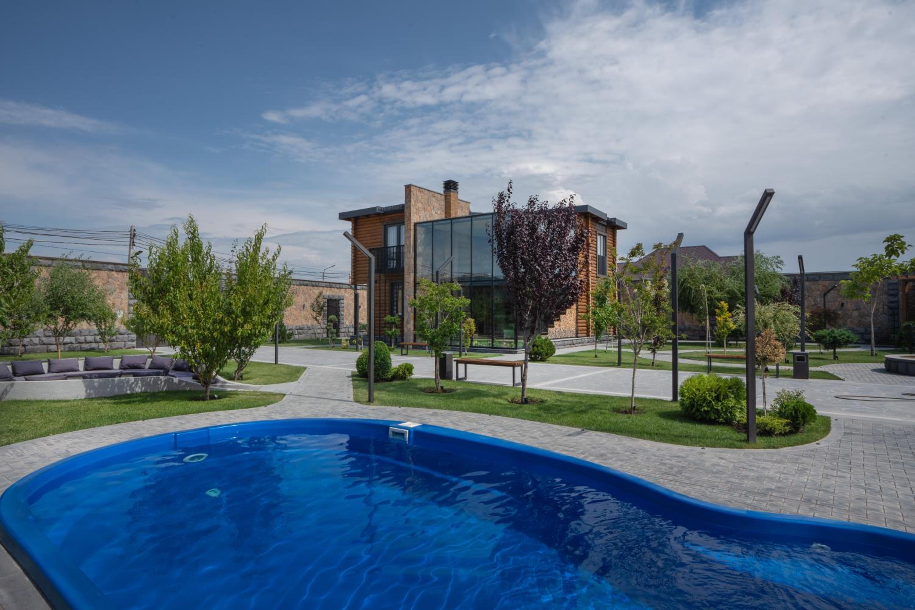 RIS Signature Villa Zovuni