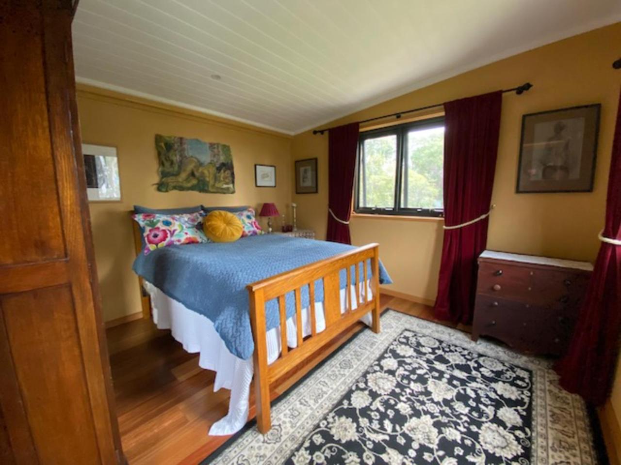 Phoenix Cottage