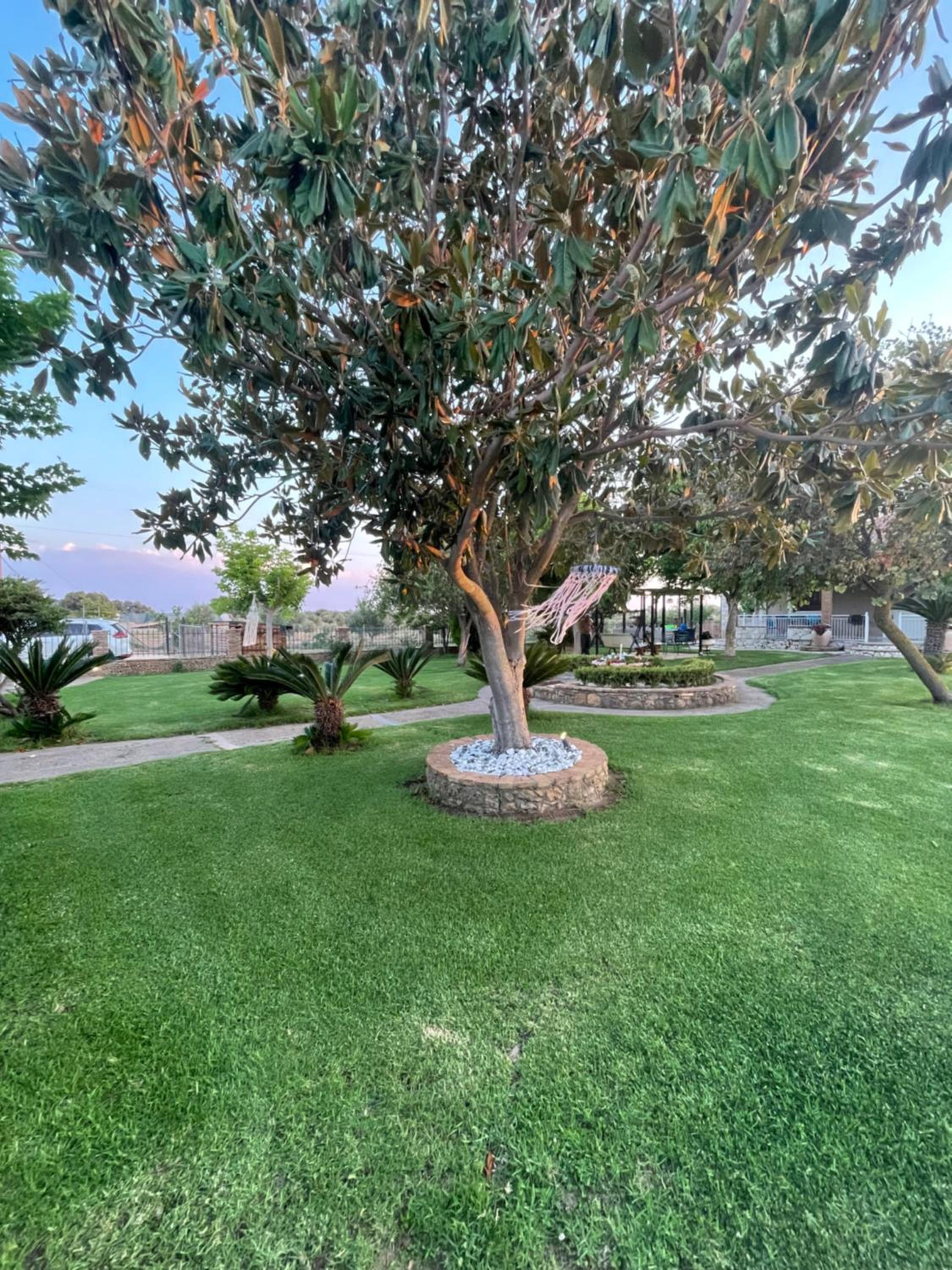 Mama’s Sunshine Garden Villa view 4
