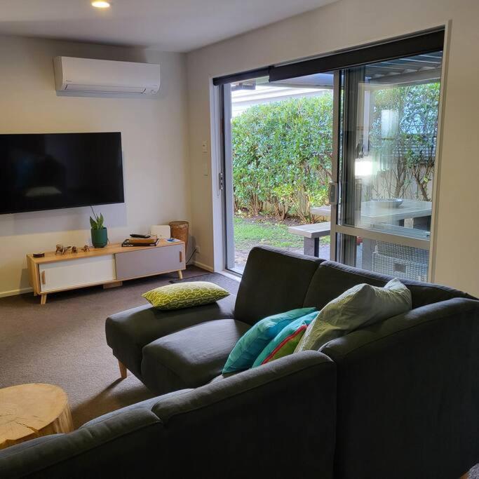 Barefoot Beach House Pegasus NZ view 3