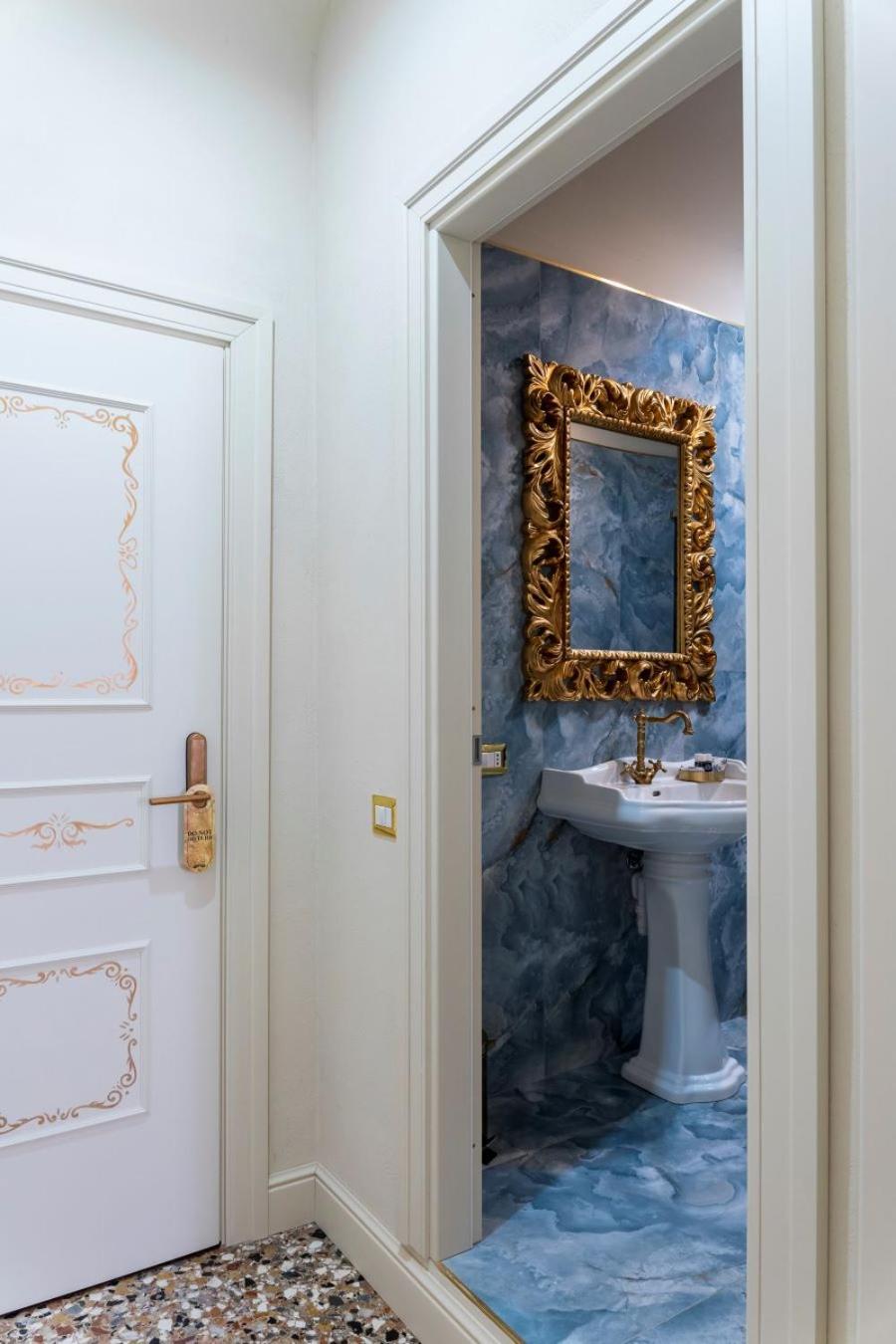Palazzo Titti Rialto Suites