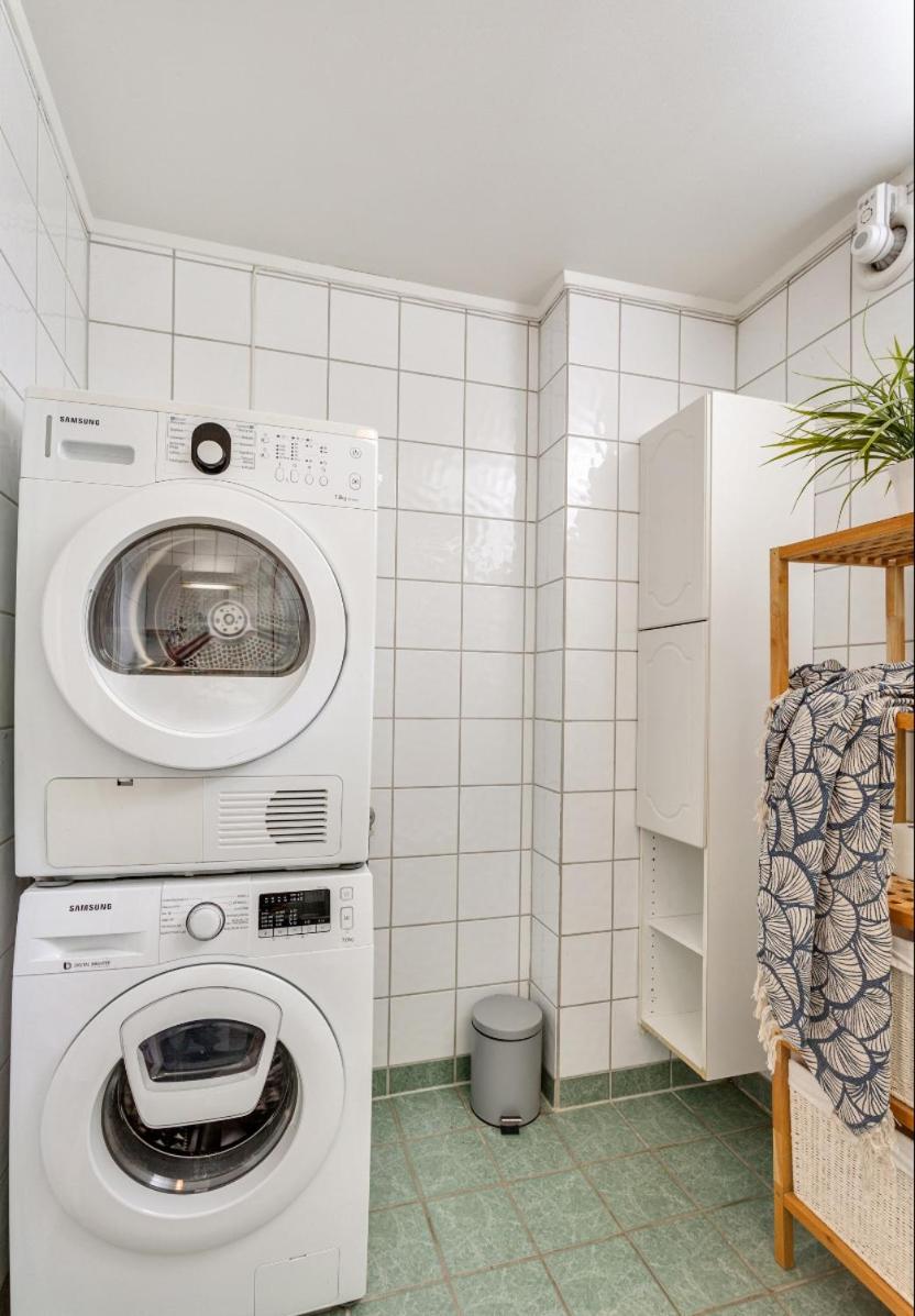 2-Bedroom Apartment with Private Entrance Near Tromsø City Centre view 4