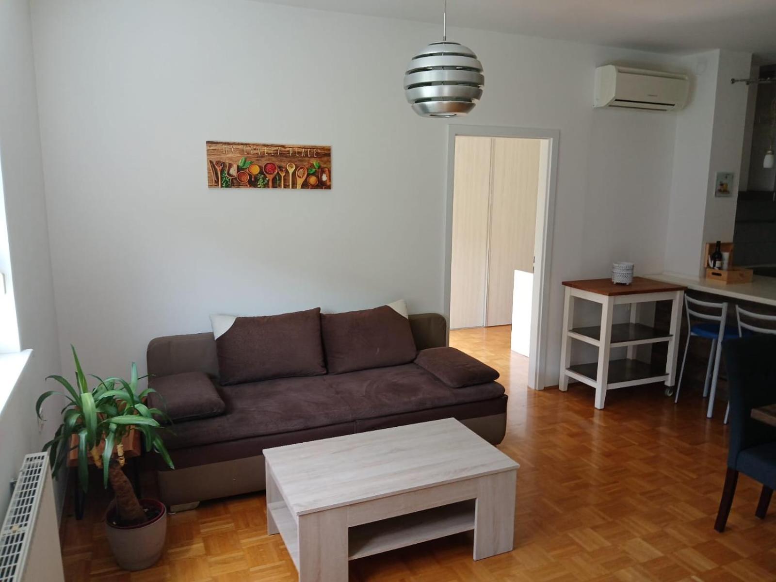 Apartment Oljka