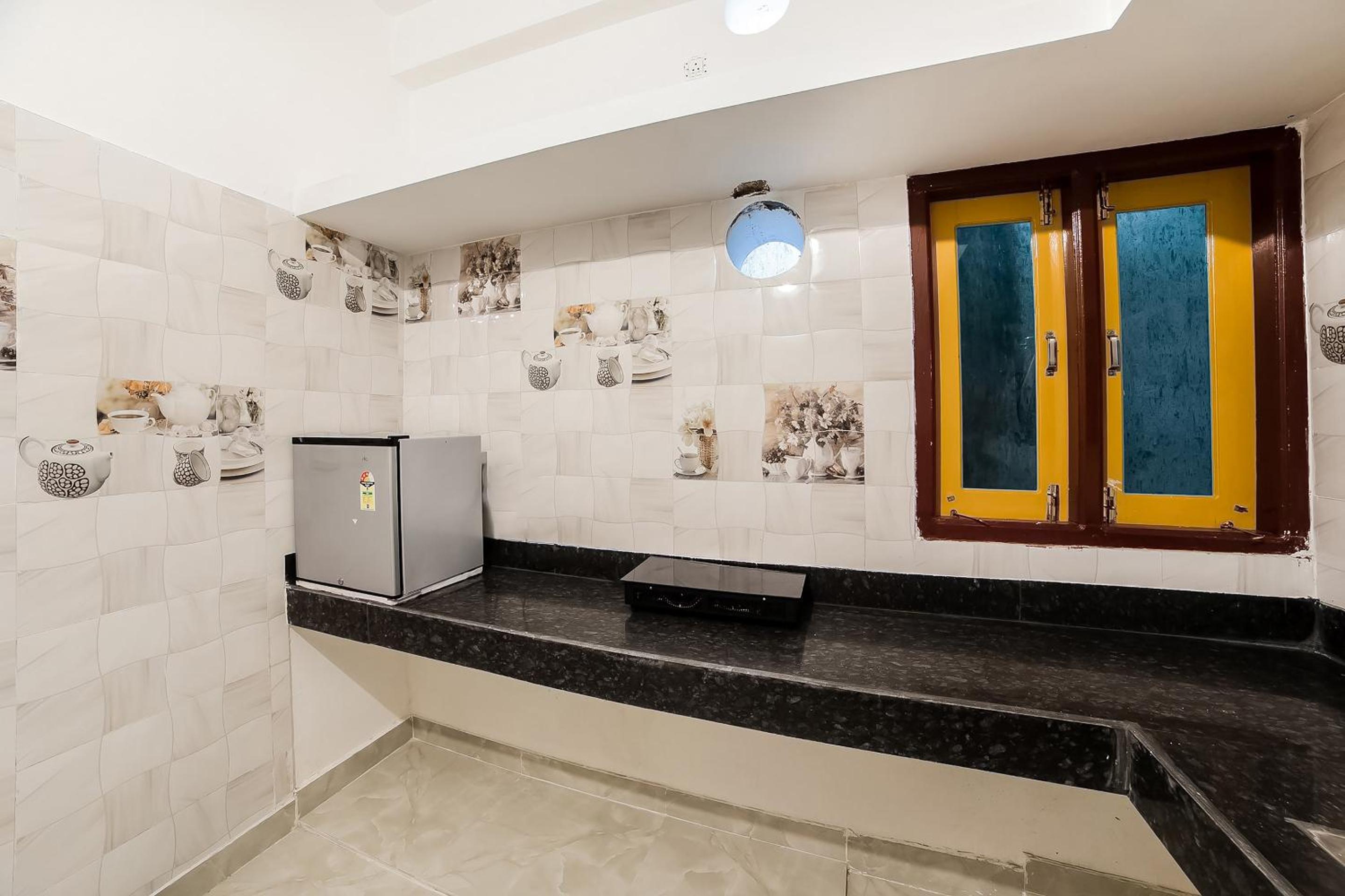 Home Khan Basera Near Iter College view 5