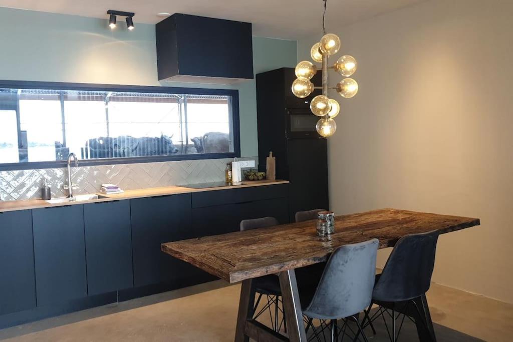 Luxe stal appartement
