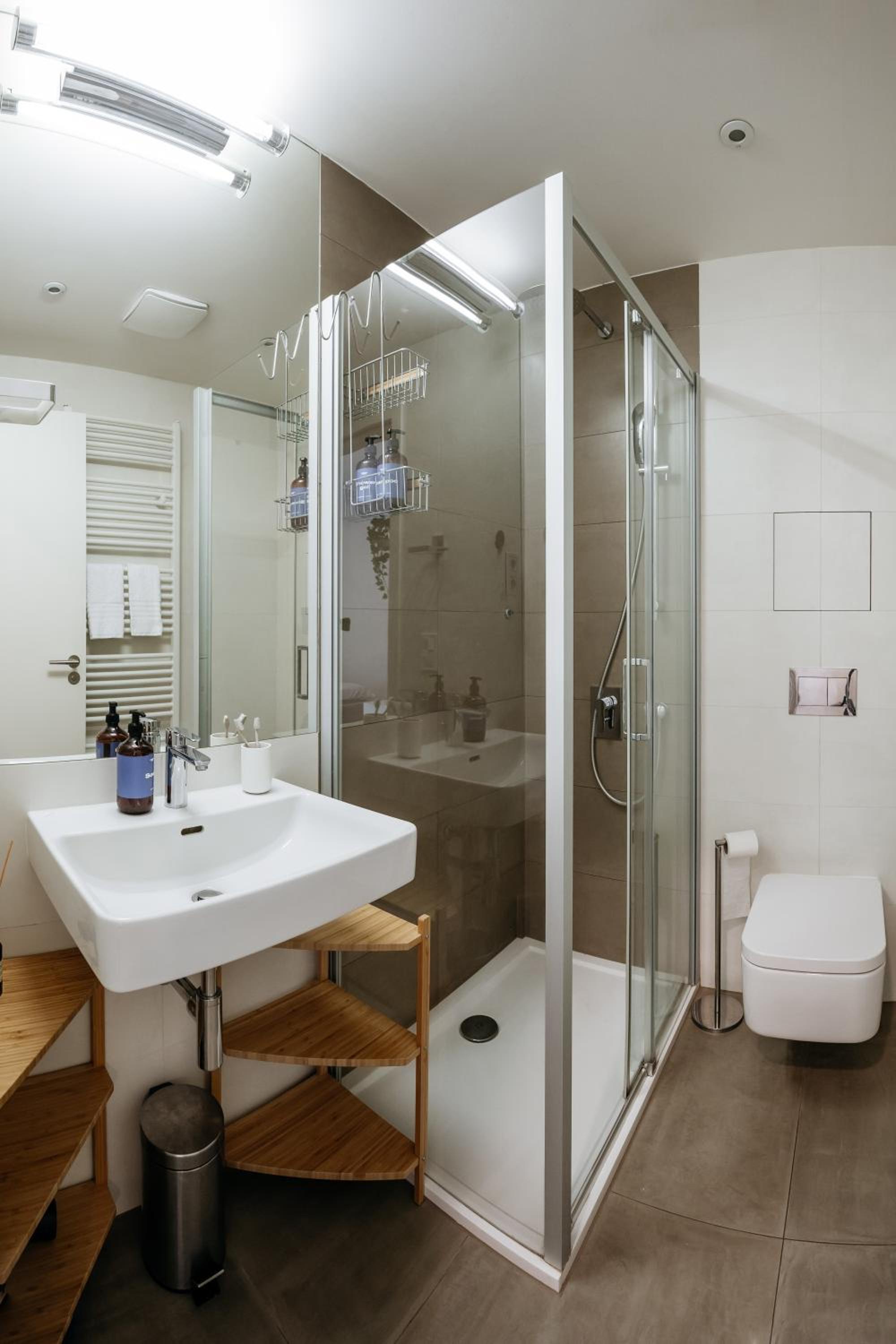 Prague Days - Premium Studios w Stunning Terraces - Easy City Access
