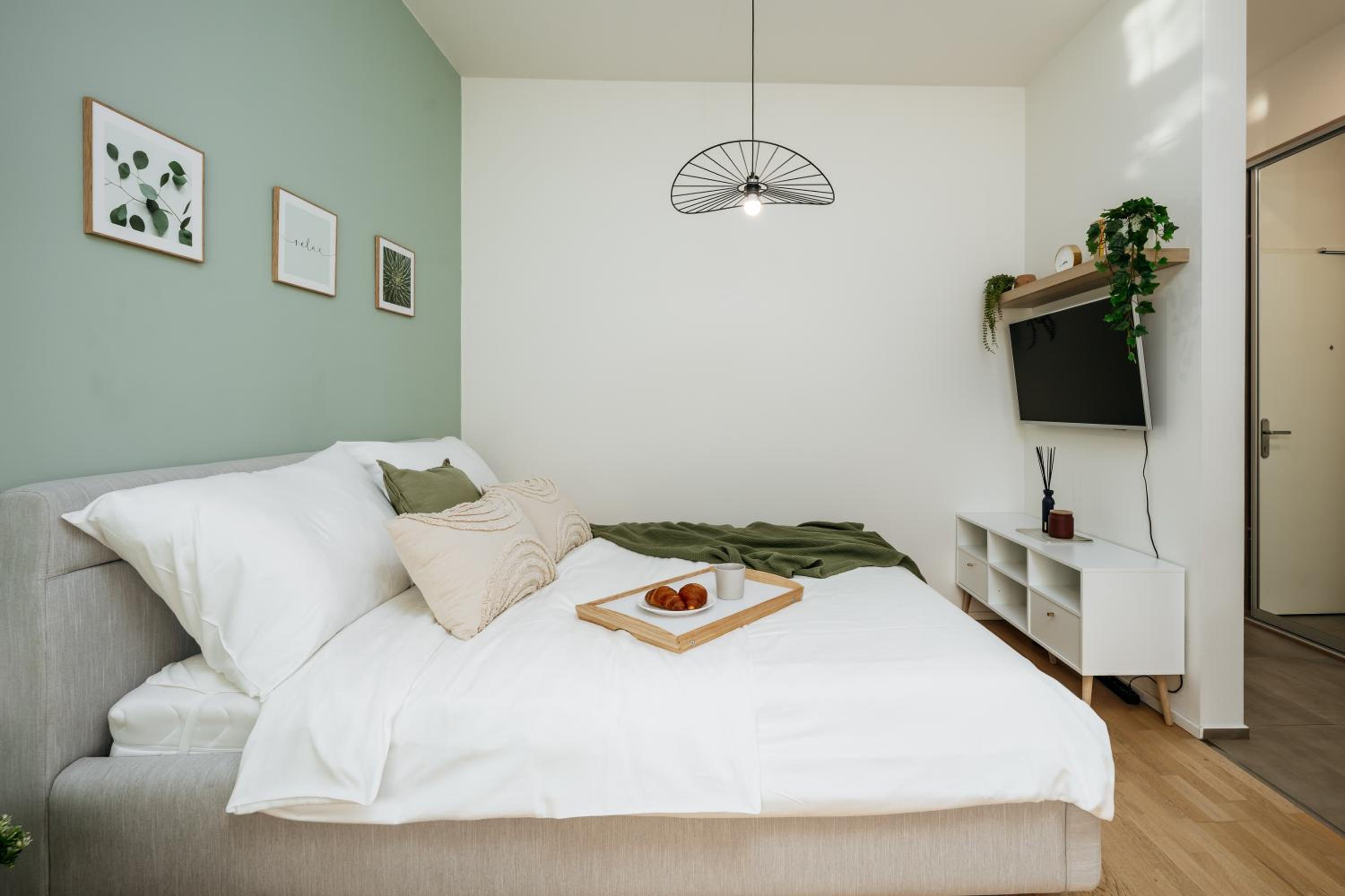 Prague Days - Premium Studios w Stunning Terraces - Easy City Access