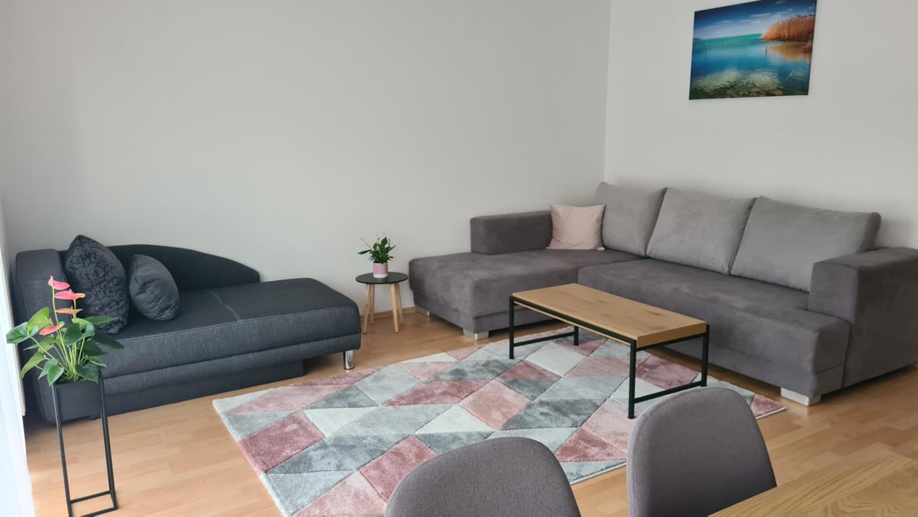 Jade Apartman