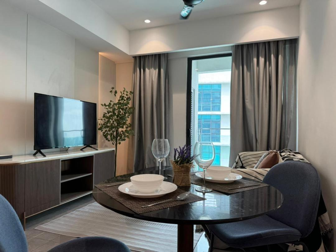 Modern 1Bedroom The Ooak Balcony Netflix KL City View
