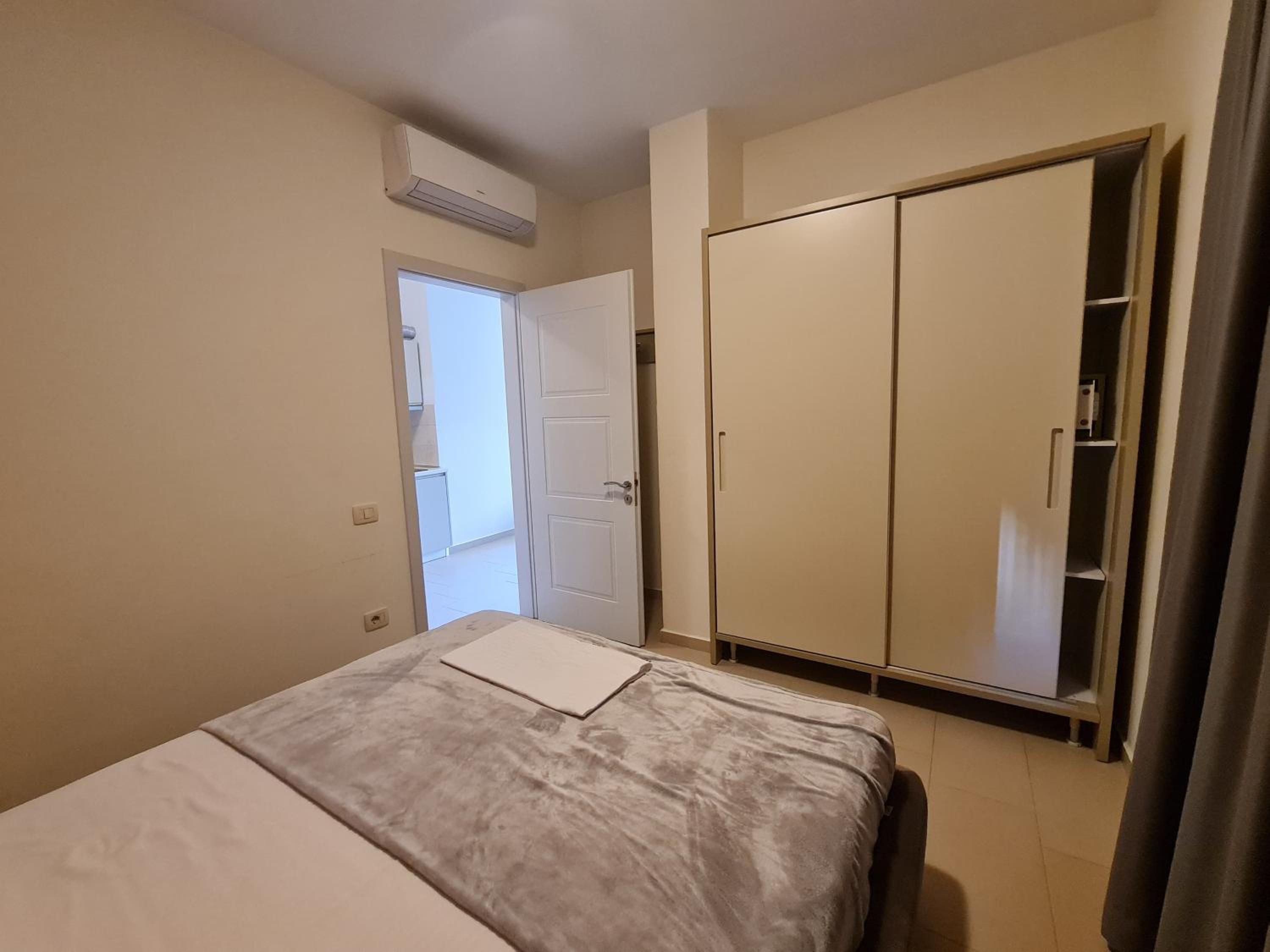 HOLIDAY APARTMENTS Vlore