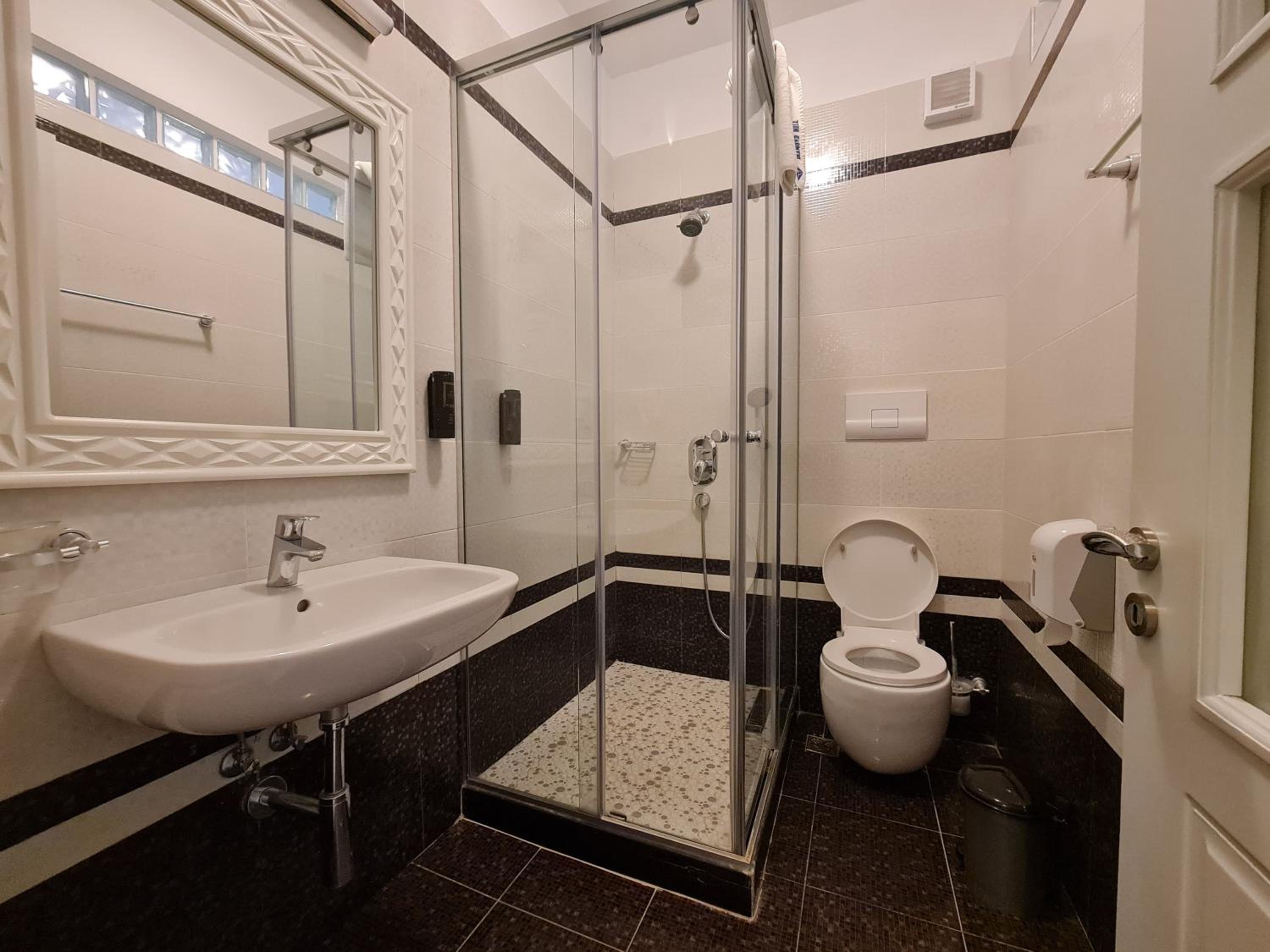 HOLIDAY APARTMENTS Vlore