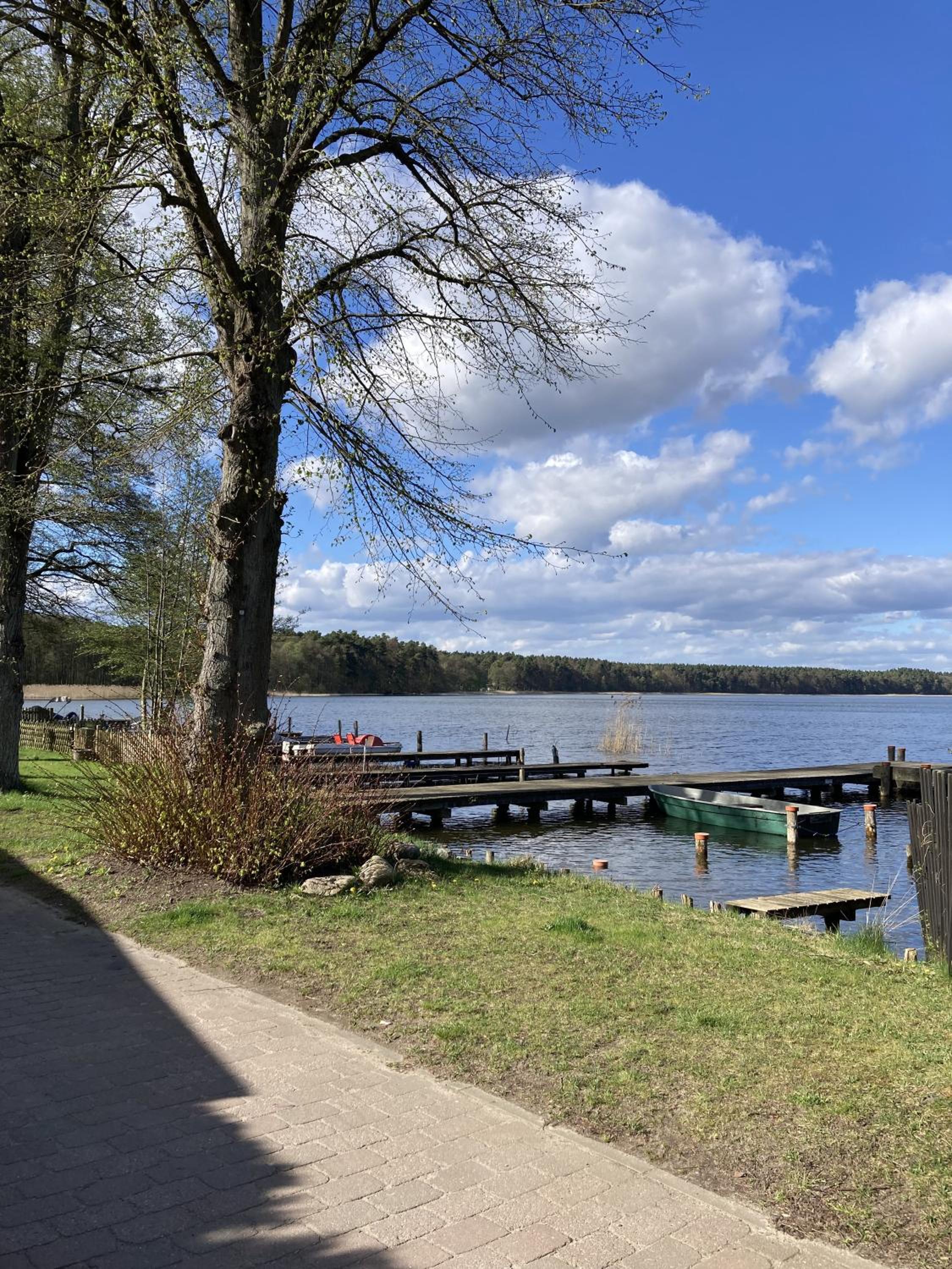 Bunte Ferienhaussiedlung