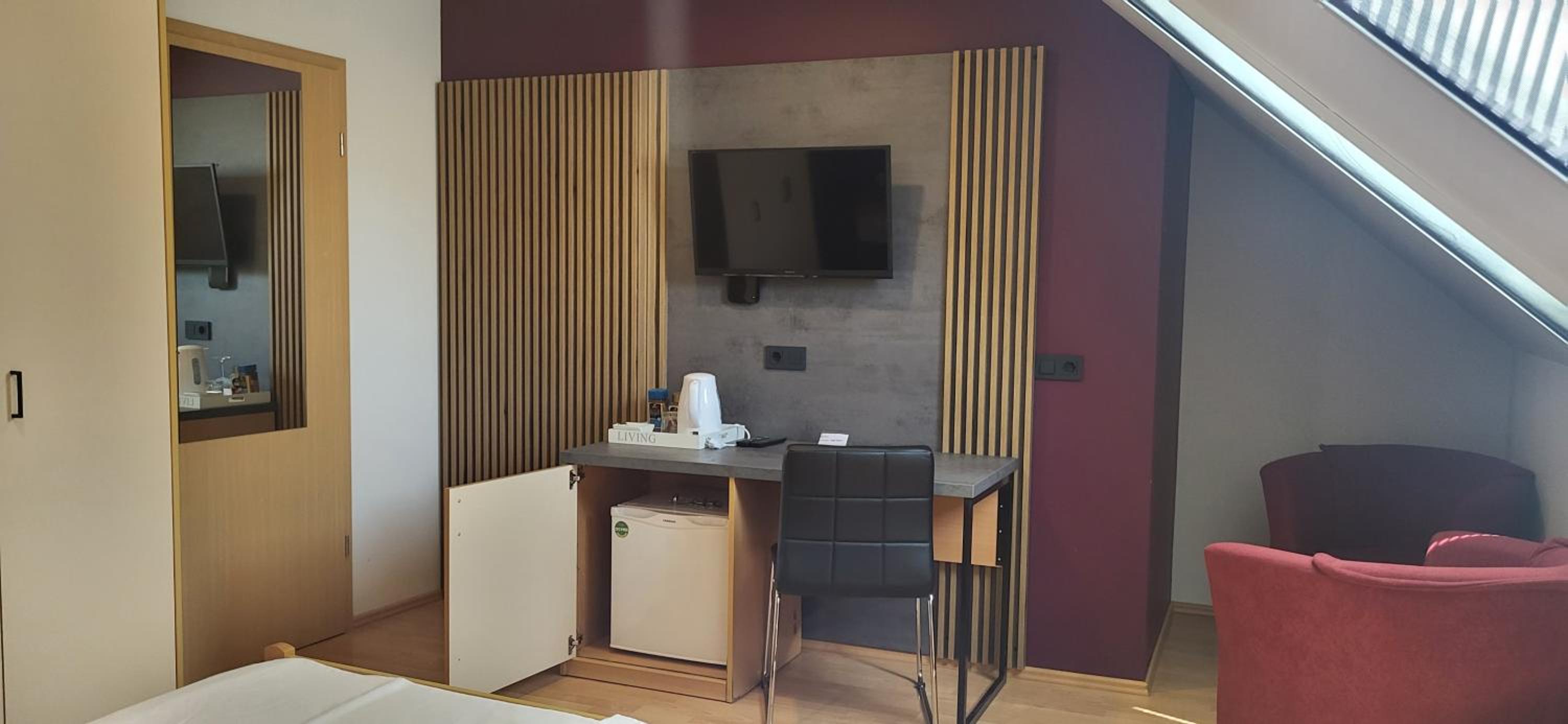 Rooms & Apartments Kepic, AIRPORT accomodation