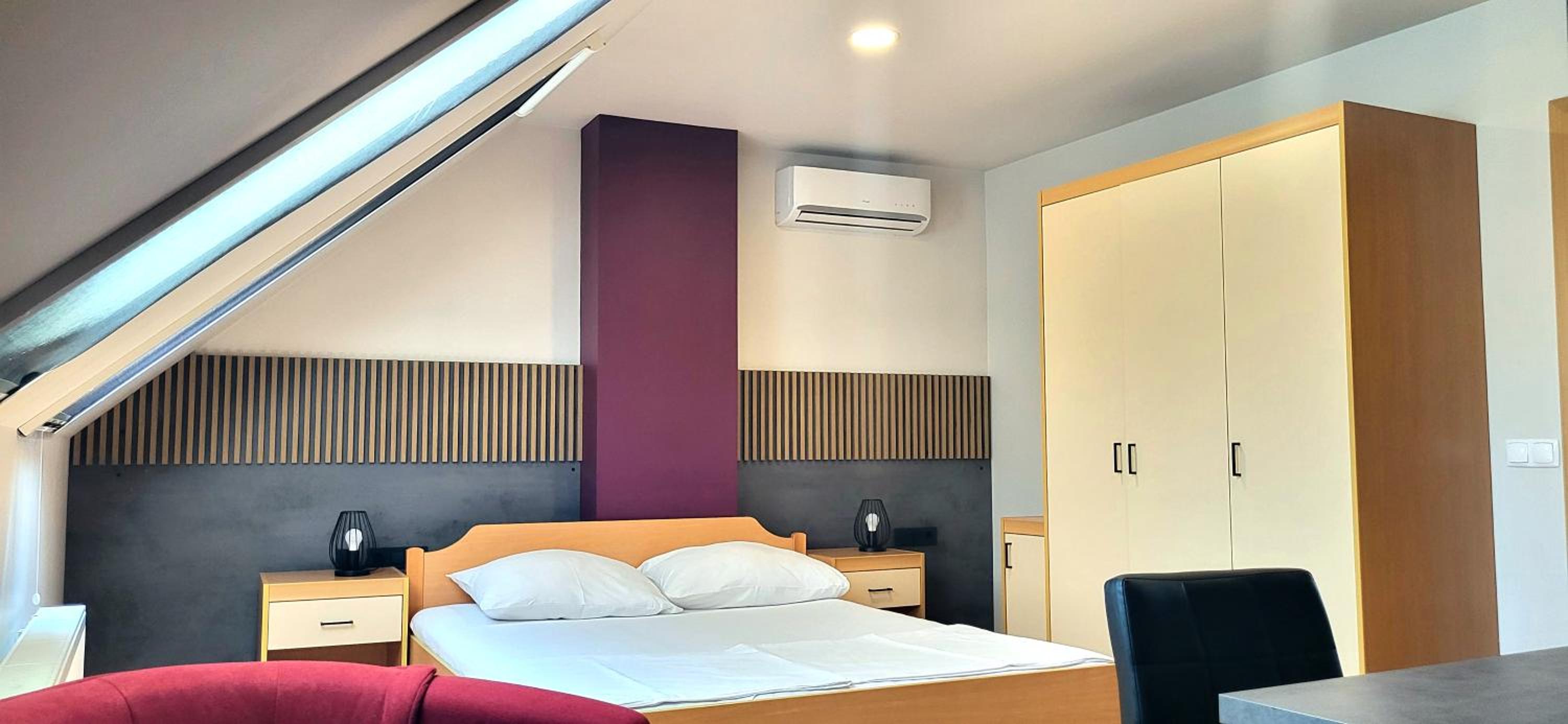 Rooms & Apartments Kepic, AIRPORT accomodation