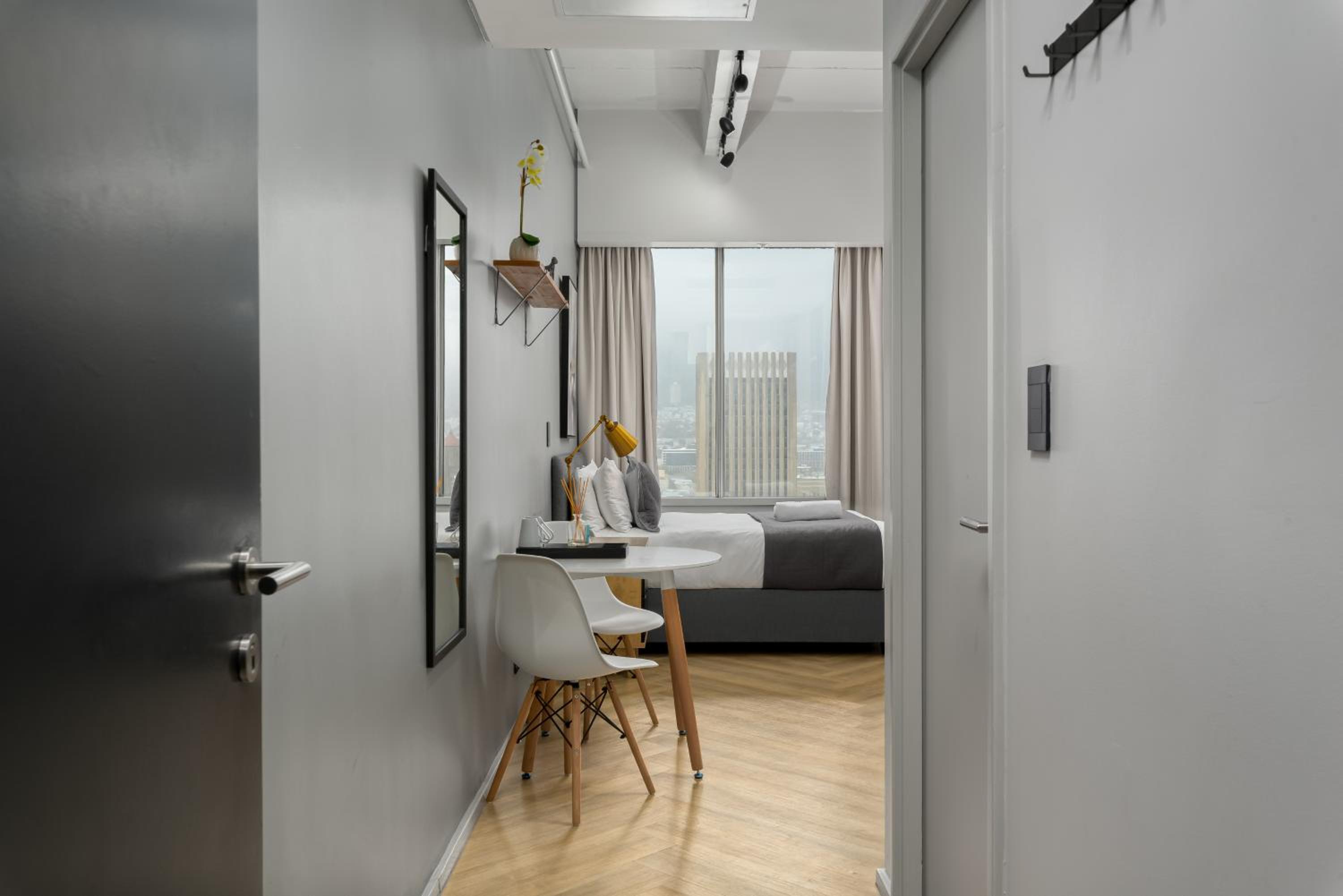 One Thibault Luxury Apartments