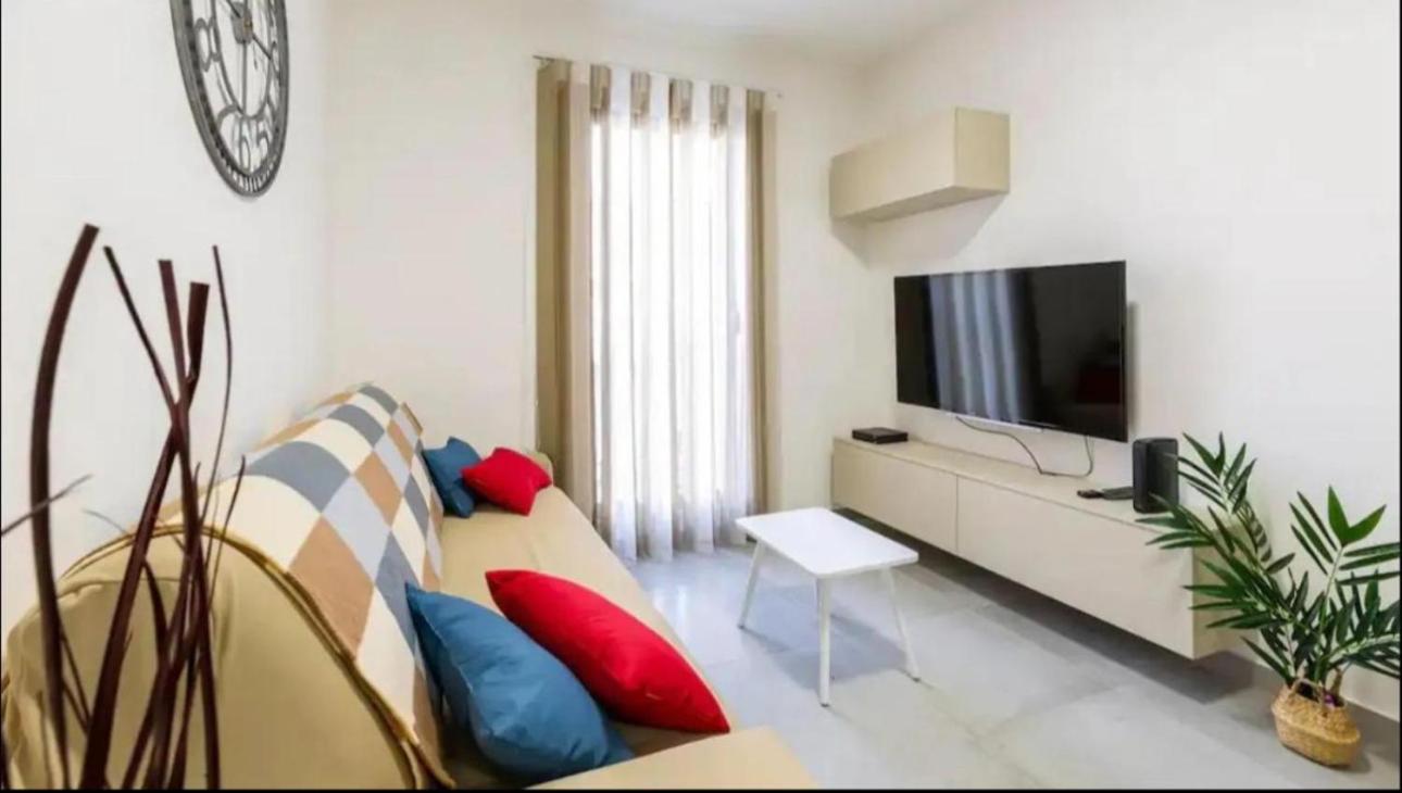 Claremont 1bedroom apartment, photo 12