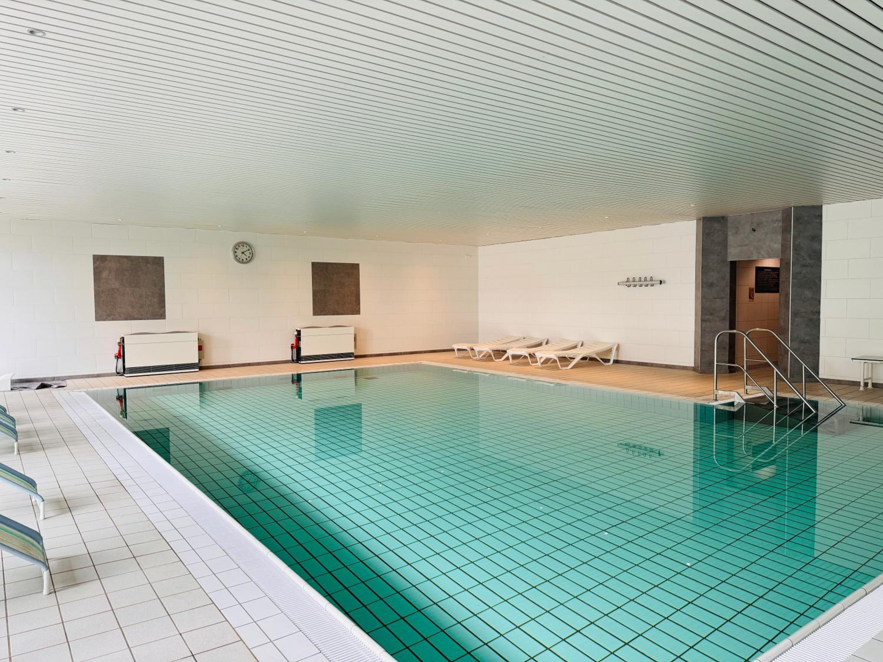 Klassen Stay - Design Studio in 11 Etage - Tolle Aussicht - Sauna, Pool - Netflix