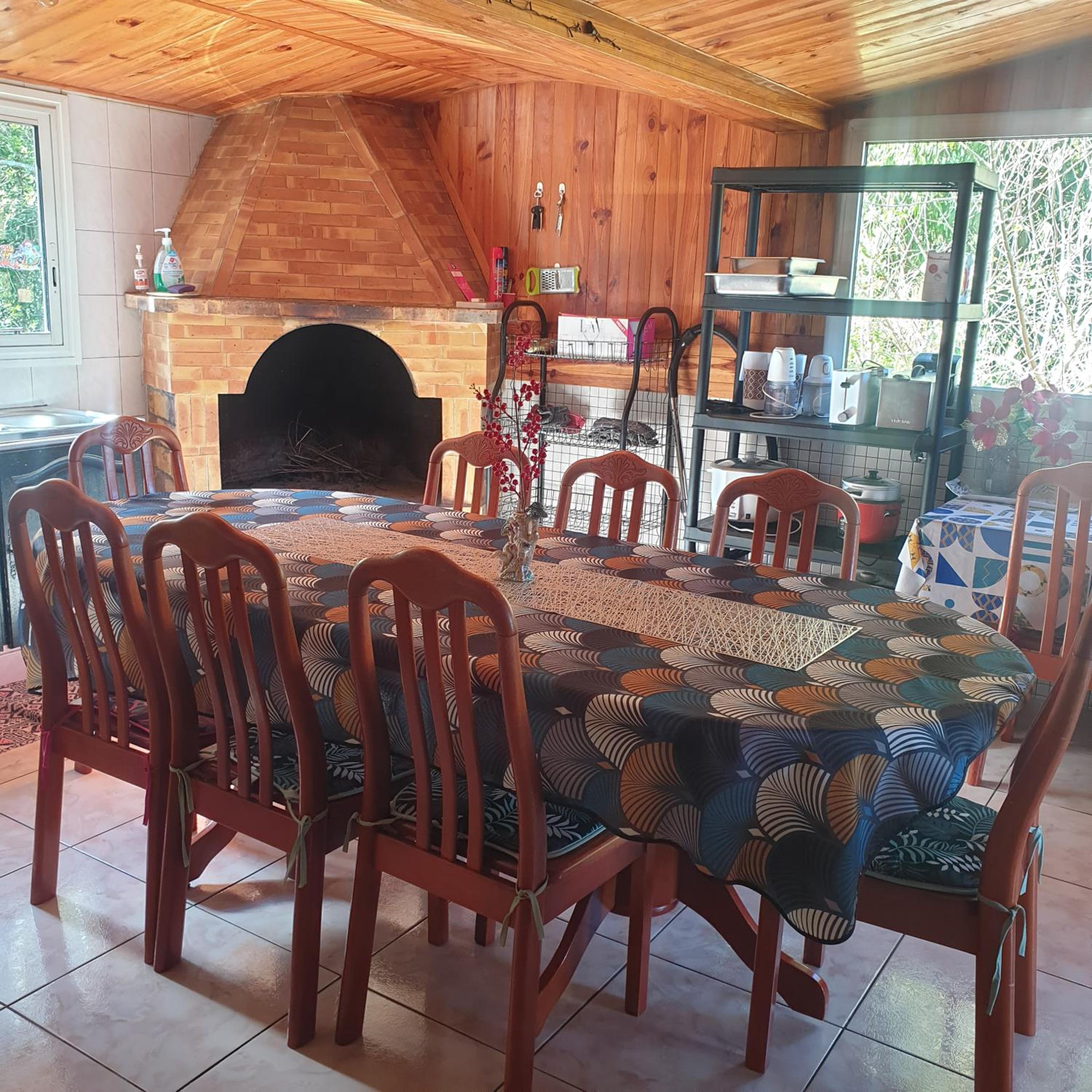 Photo 10
