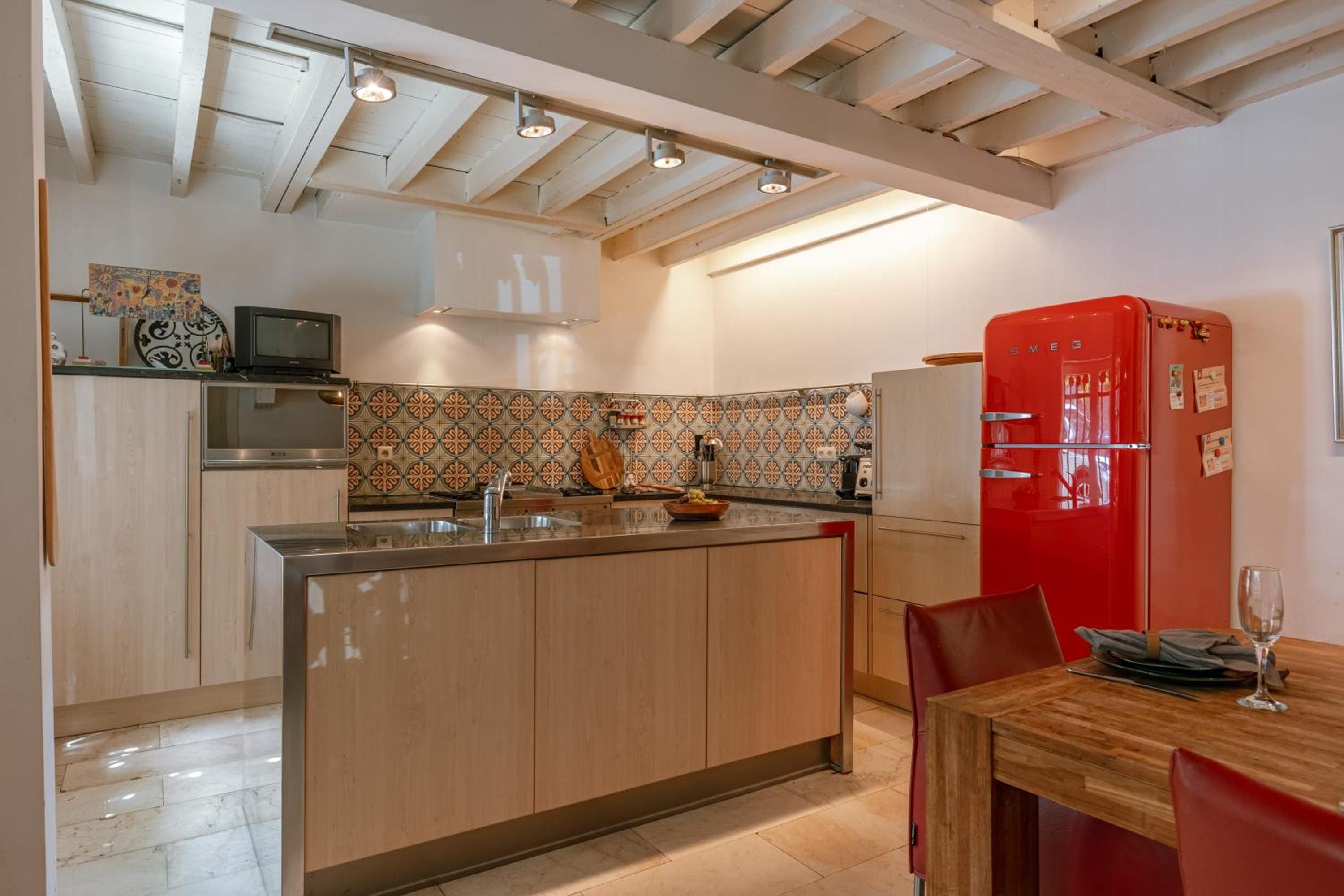 Huswell - Nice home in the center of Antwerp, pets welcome