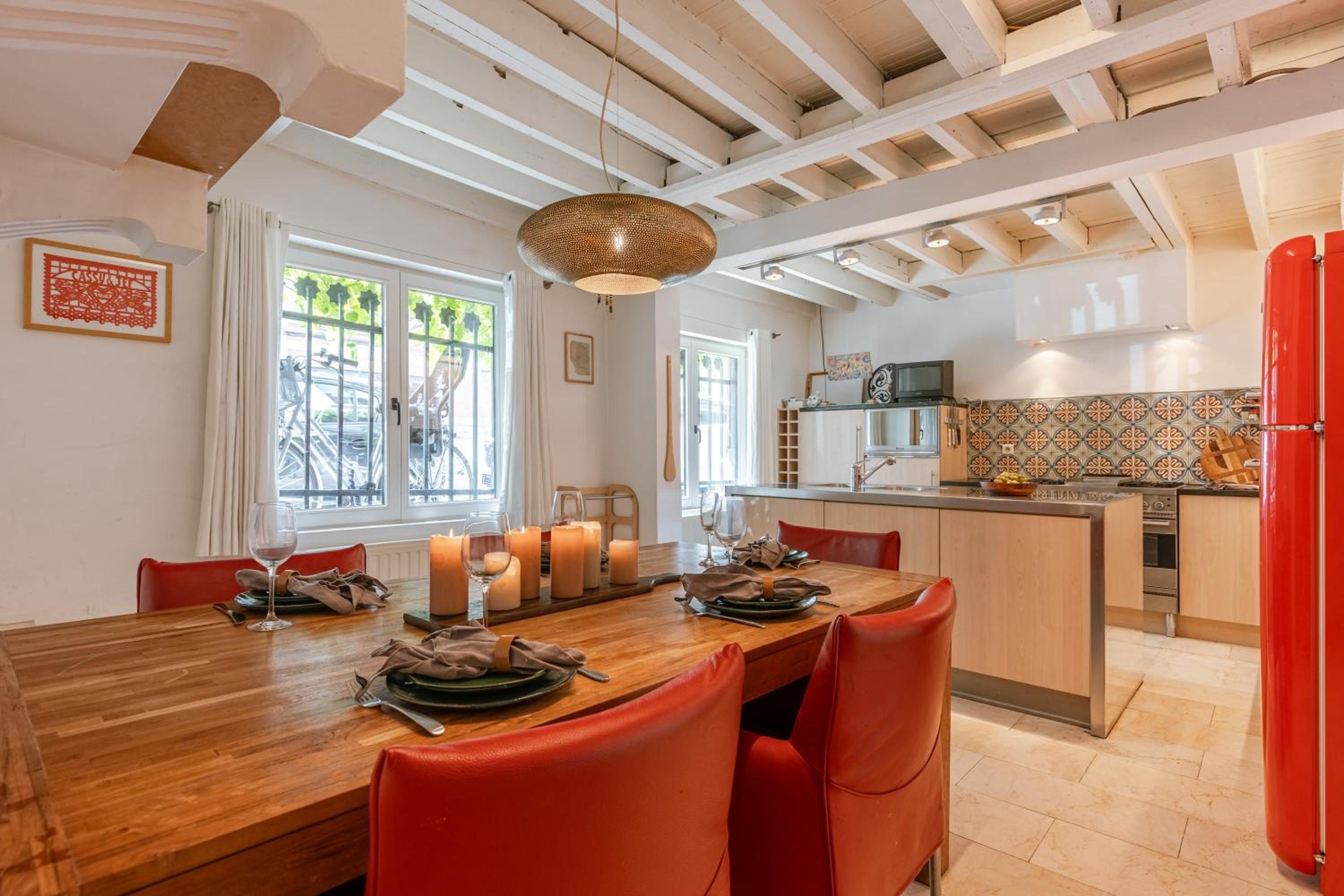 Huswell - Nice home in the center of Antwerp, pets welcome