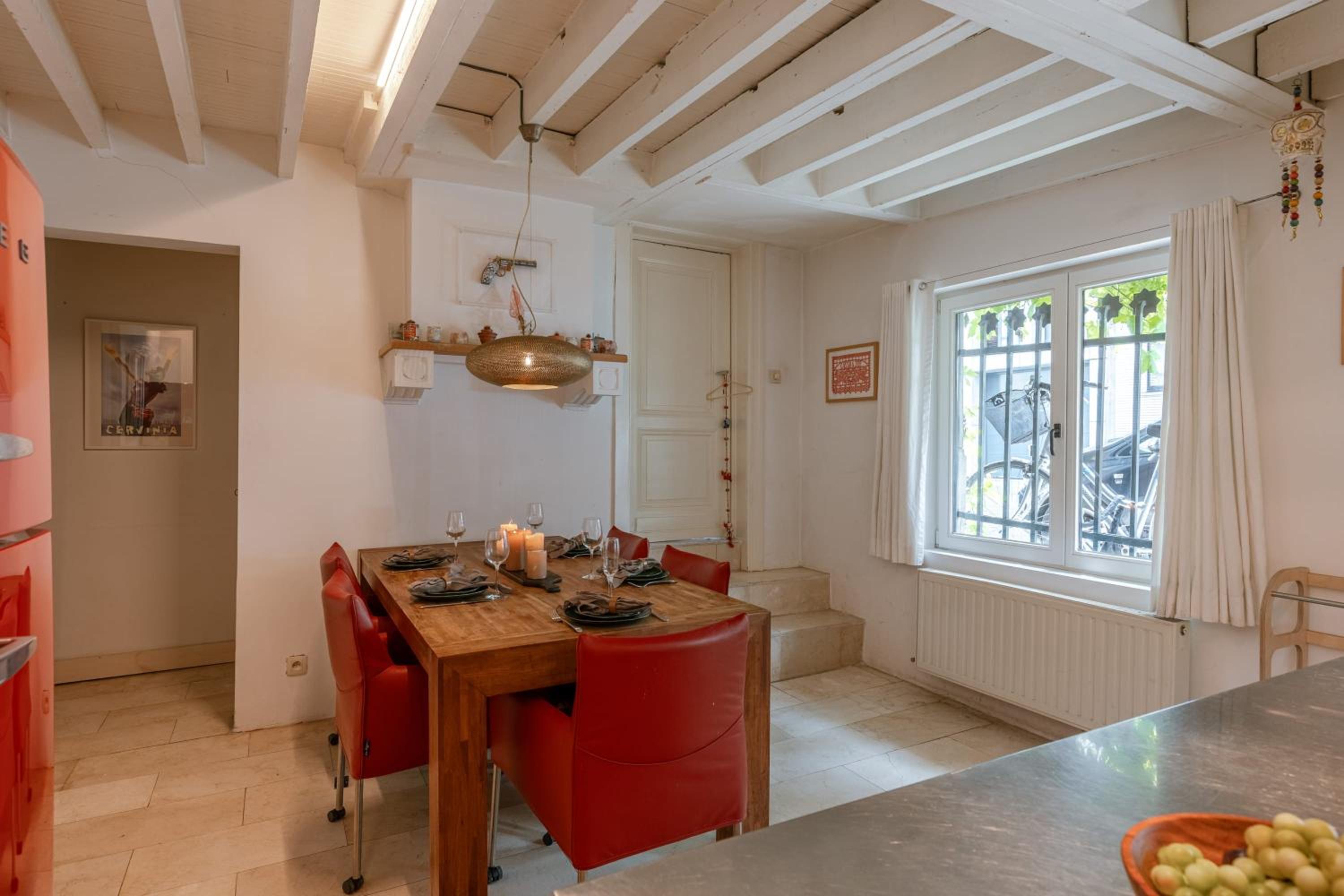Huswell - Nice home in the center of Antwerp, pets welcome