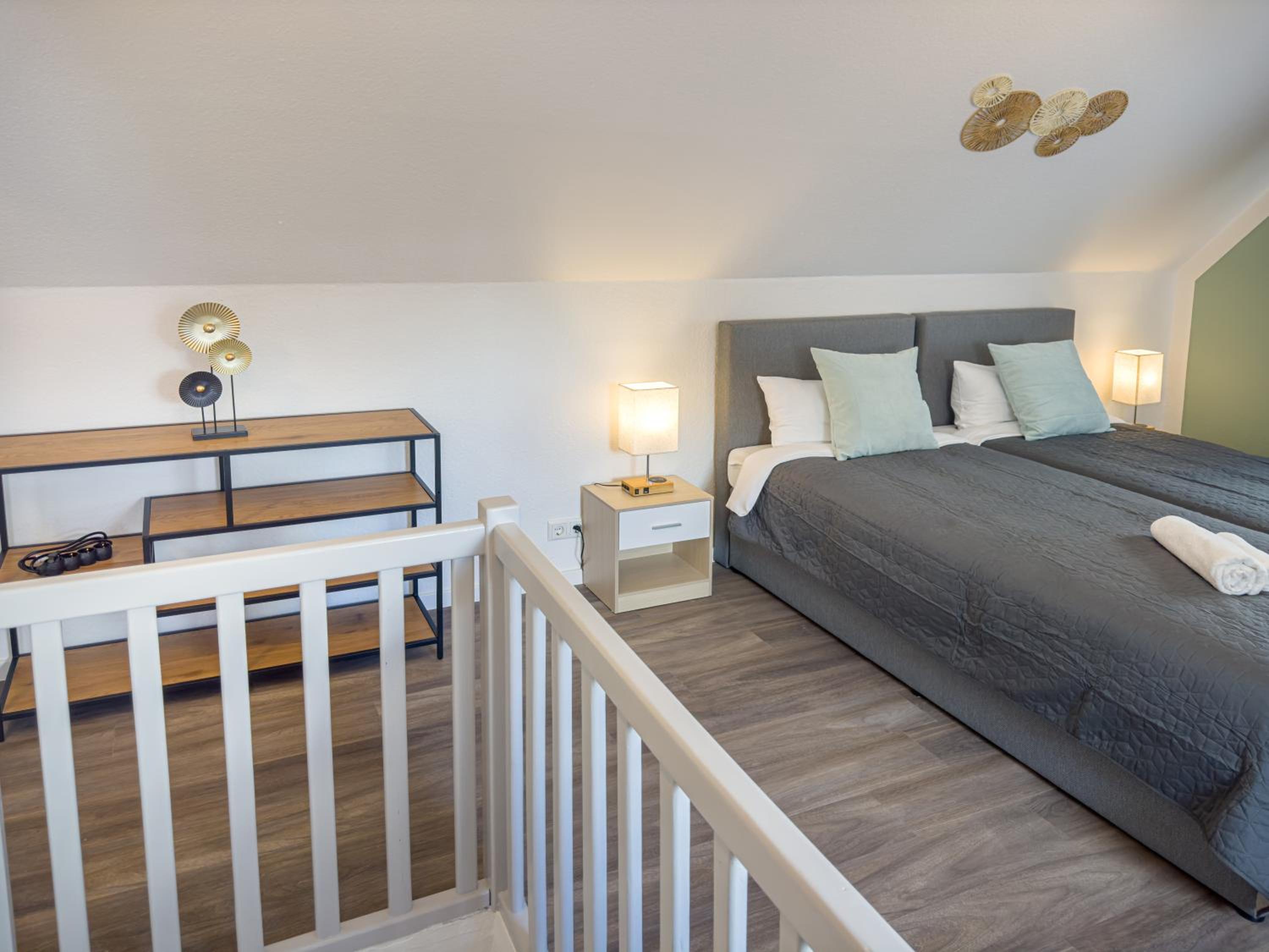 ImmoStay M#6 Maisonette- Apartment, Wifi & Parken, Parkanlage, 4K TV