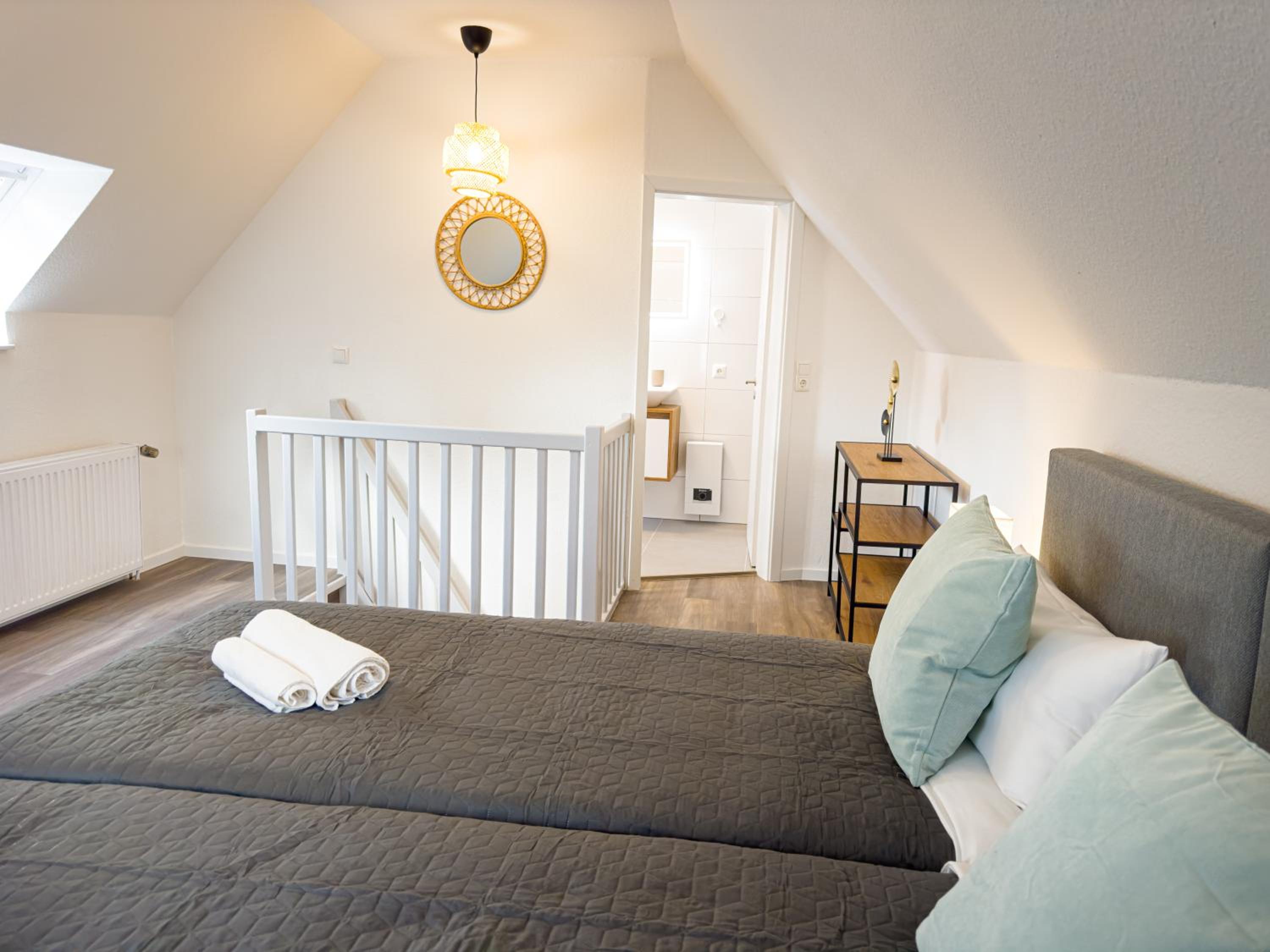 ImmoStay M#6 Maisonette- Apartment, Wifi & Parken, Parkanlage, 4K TV