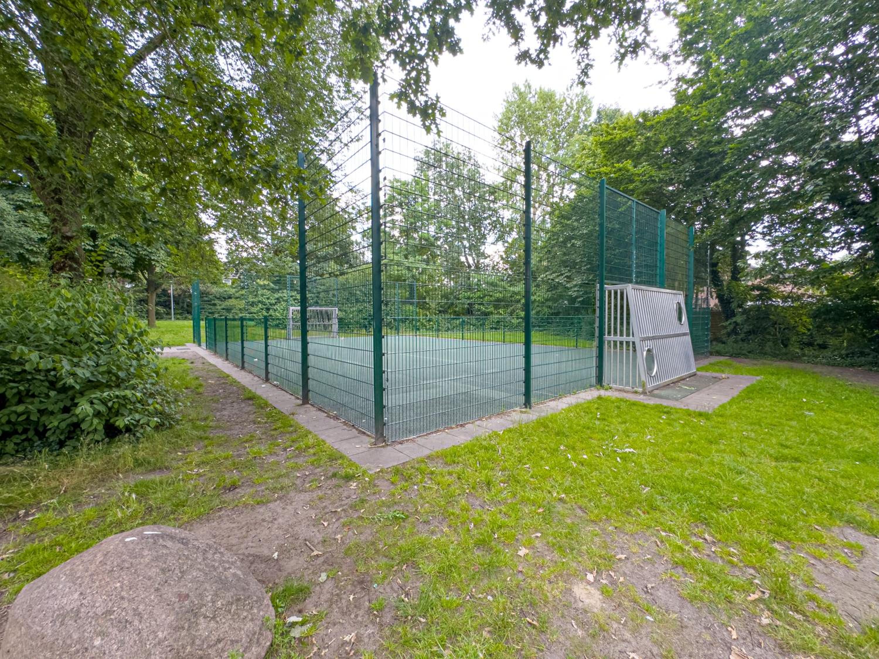 ImmoStay M#6 Maisonette- Apartment, Wifi & Parken, Parkanlage, 4K TV