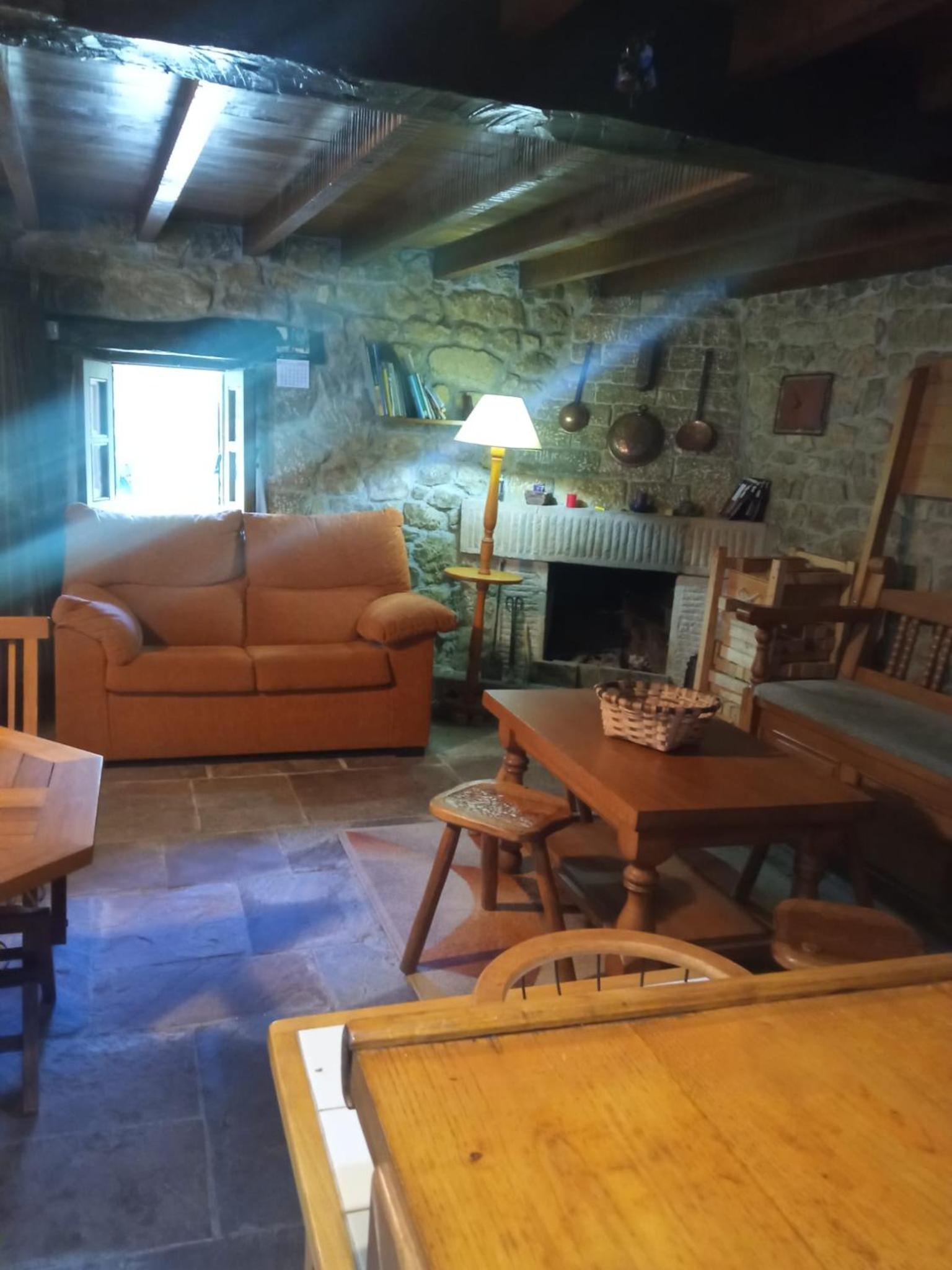 Casa de piedra en Casamaría