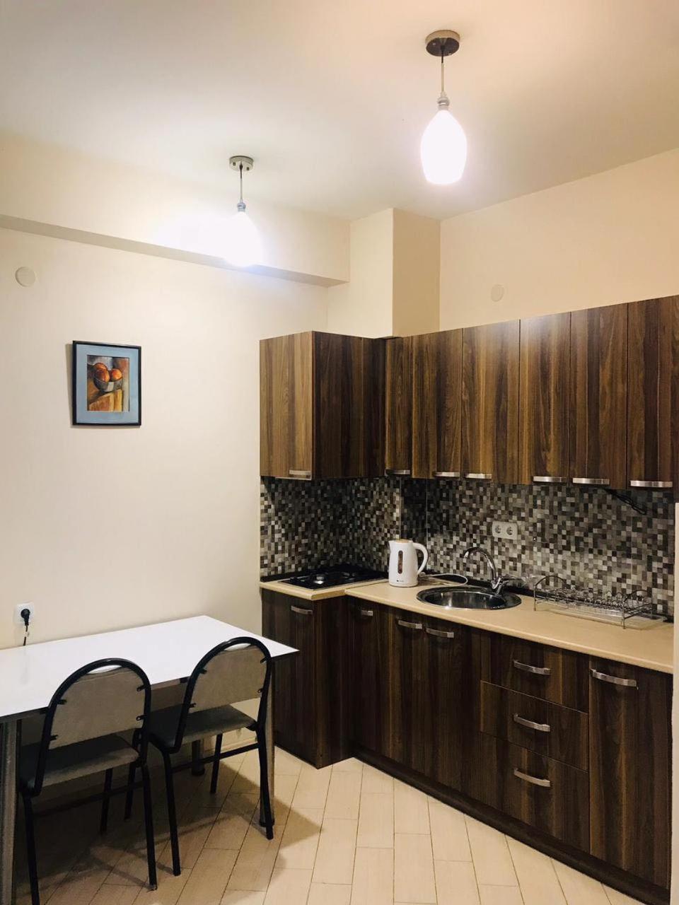 Studio apartment in city center view 3
