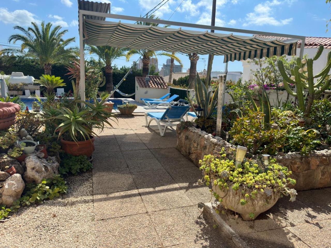 Chalet Los Almendros con piscina privada
